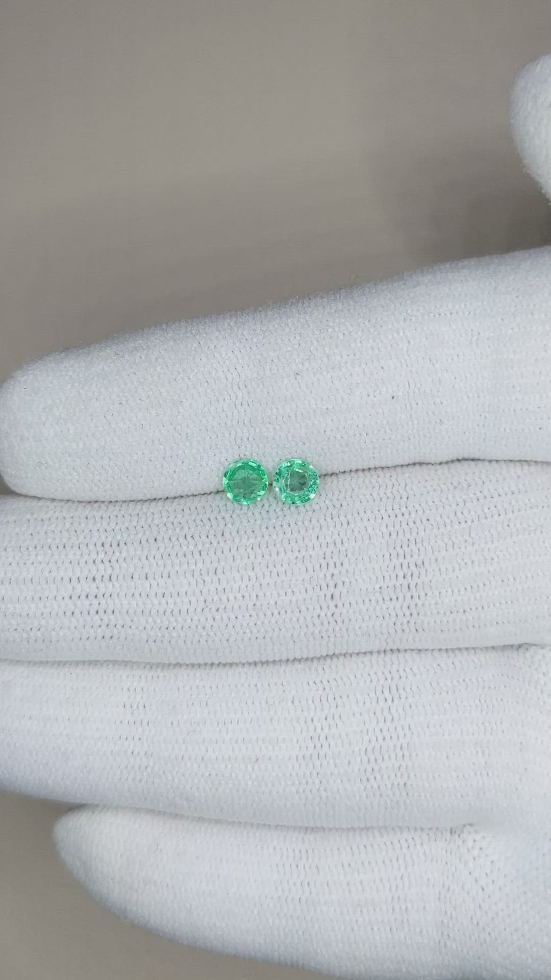 0.47 Ct.Tw.Total Carat Weight Emerald Pair from Zambia Size Video