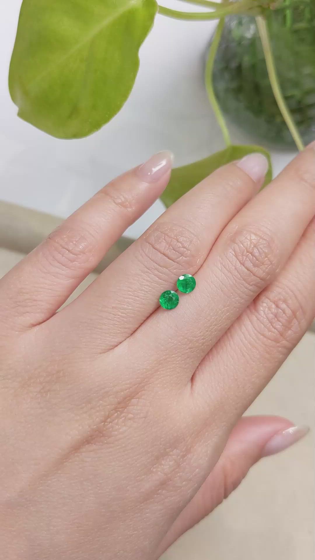 0.55 Ct.Tw.Total Carat Weight Emerald Pair from Colombia Size Video