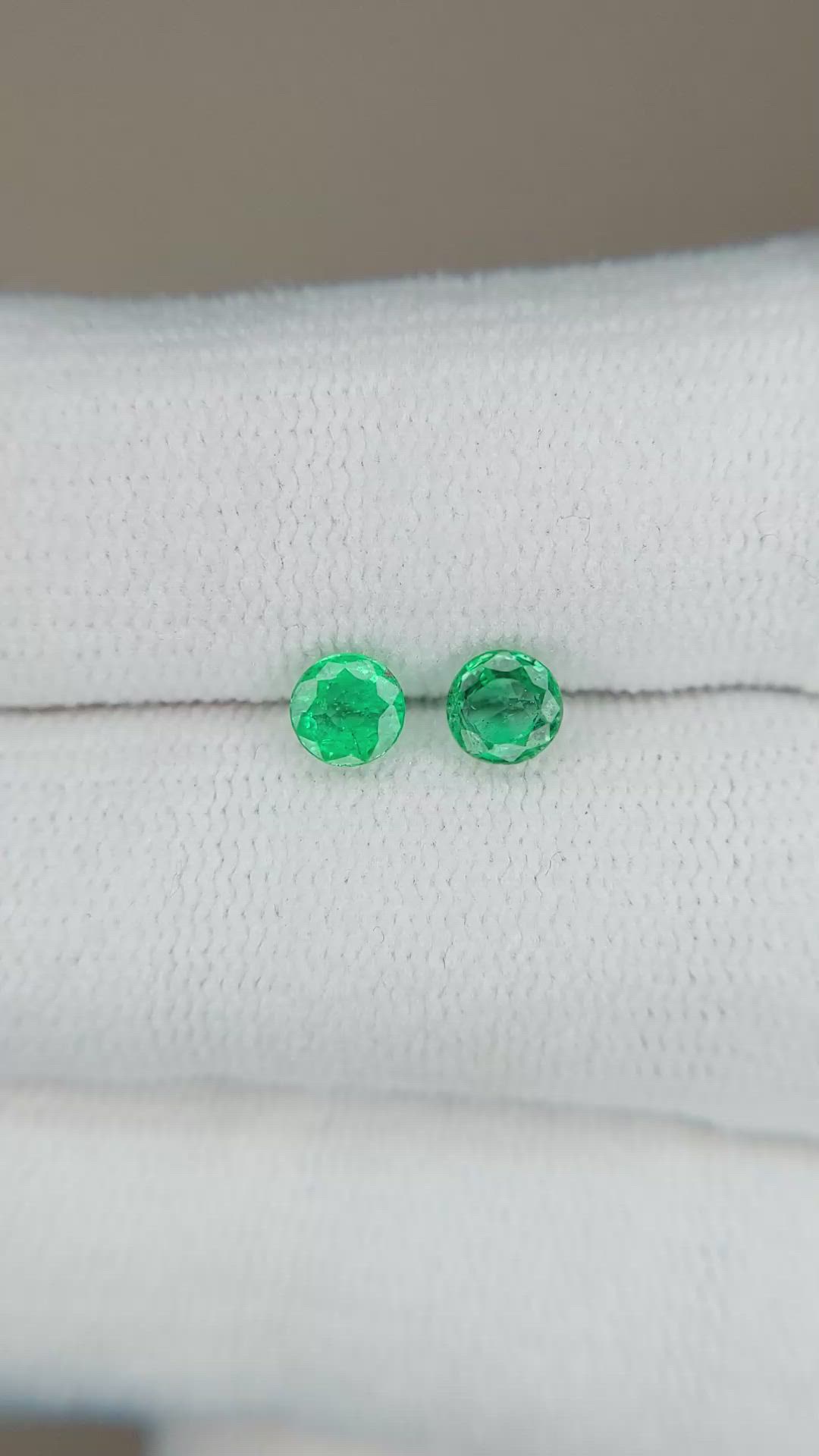 0.59 Ct.Tw.Total Carat Weight Emerald Pair from Zambia Size Video