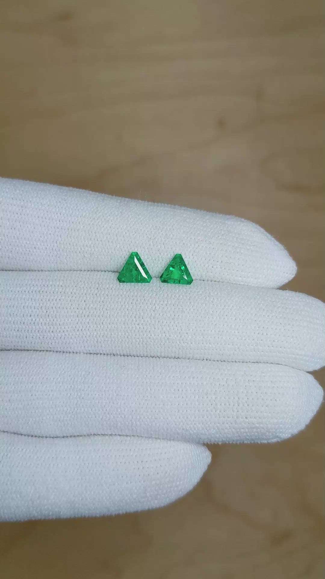 0.81 Ct.Tw.Total Carat Weight Emerald Pair from Colombia Size Video