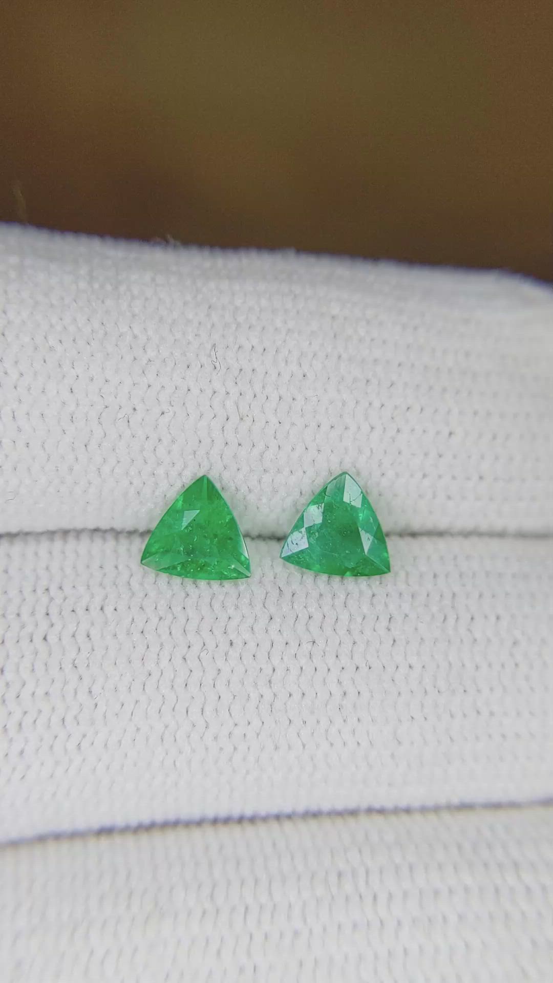 0.67 Ct.Tw.Total Carat Weight Emerald Pair from Colombia Size Video