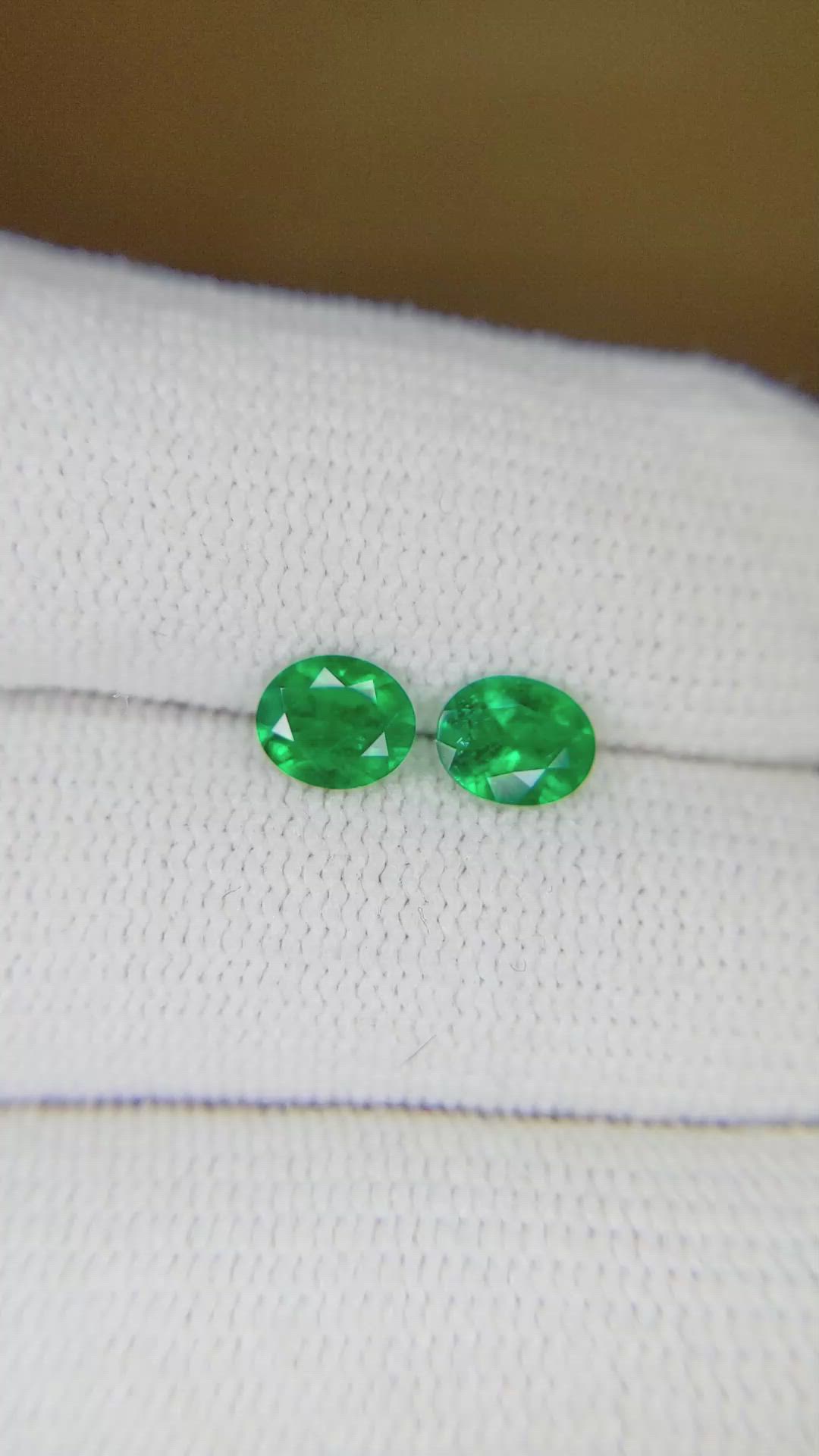 0.85 Ct.Tw.Total Carat Weight Emerald Pair from Colombia Size Video