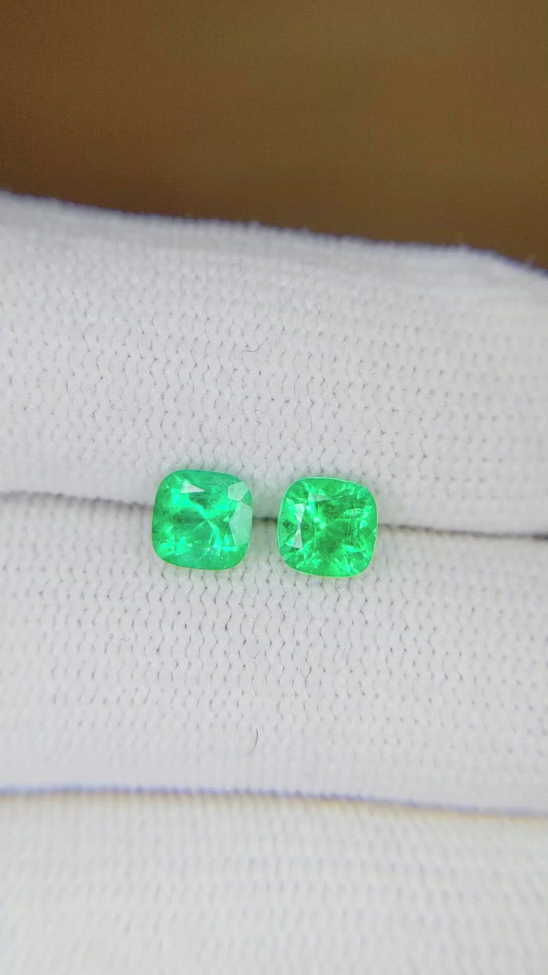 1.26 Ct.Tw.Total Carat Weight Emerald Pair from Colombia Size Video