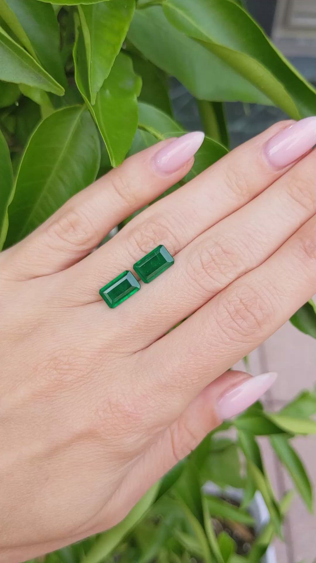 3.12 Ct.Tw.Total Carat Weight Emerald Pair from Colombia Size Video