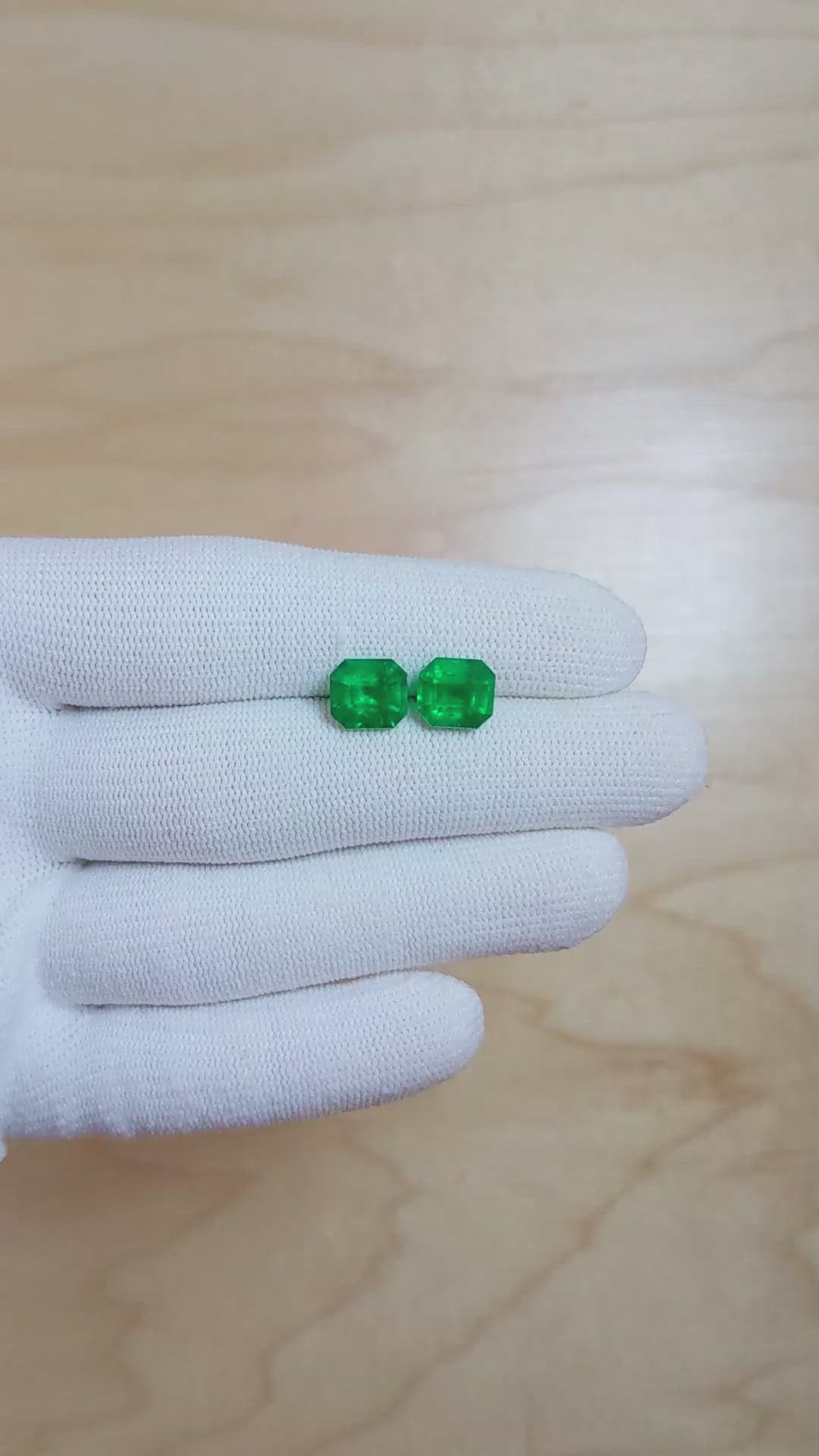 4.33 Ct.Tw.Total Carat Weight Emerald Pair from Colombia Size Video