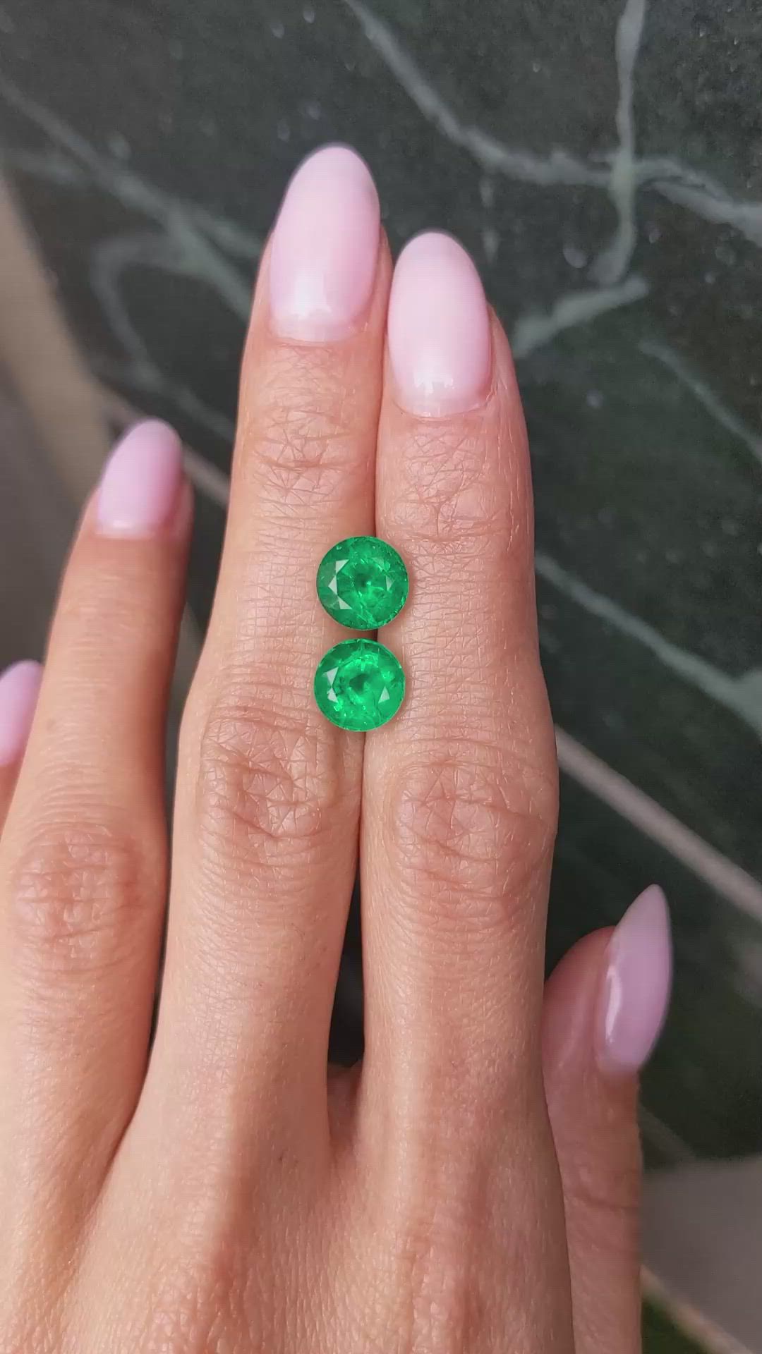 3.83&nbsp;Ct.Tw.Total Carat Weight Emerald Pair from Zambia Size Video
