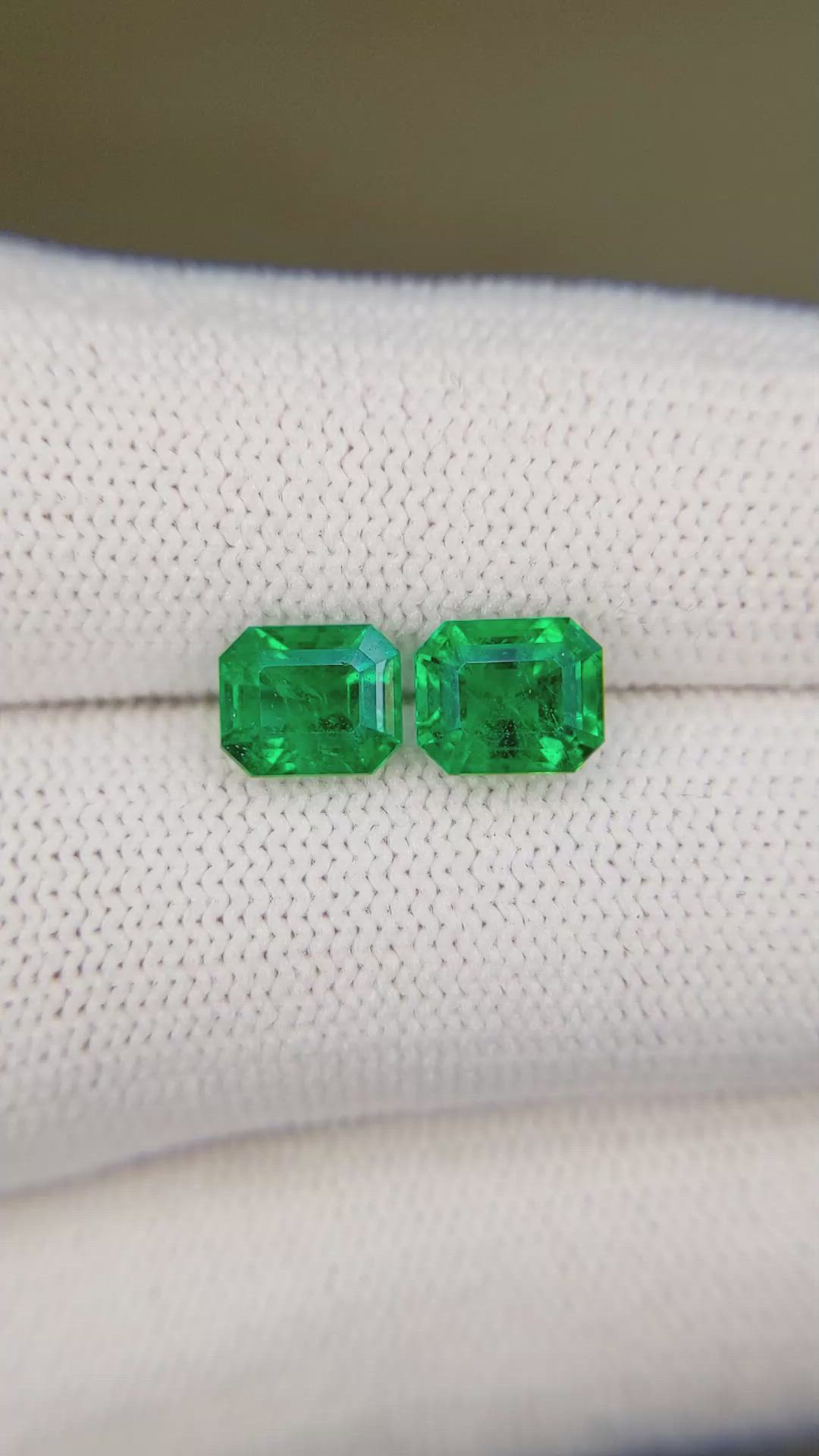 2.37 Ct.Tw.Total Carat Weight Emerald Pair from Zambia Size Video