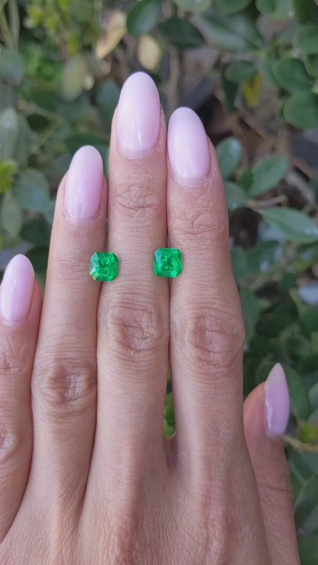 2.44&nbsp;Ct.Tw.Total Carat Weight Emerald Pair from Zambia Size Video