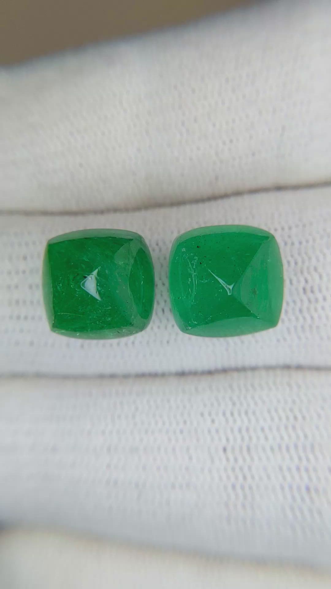 13.16&nbsp;Ct.Tw.Total Carat Weight Cabochon Emerald Pair from Zambia Size Video