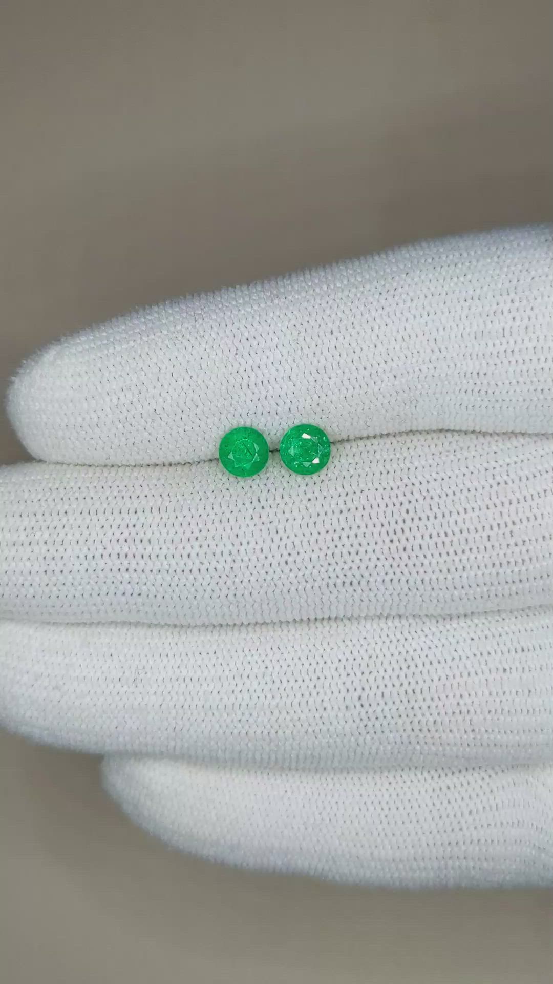 1.07 Ct.Tw.Total Carat Weight Emerald Pair from Zambia Size Video