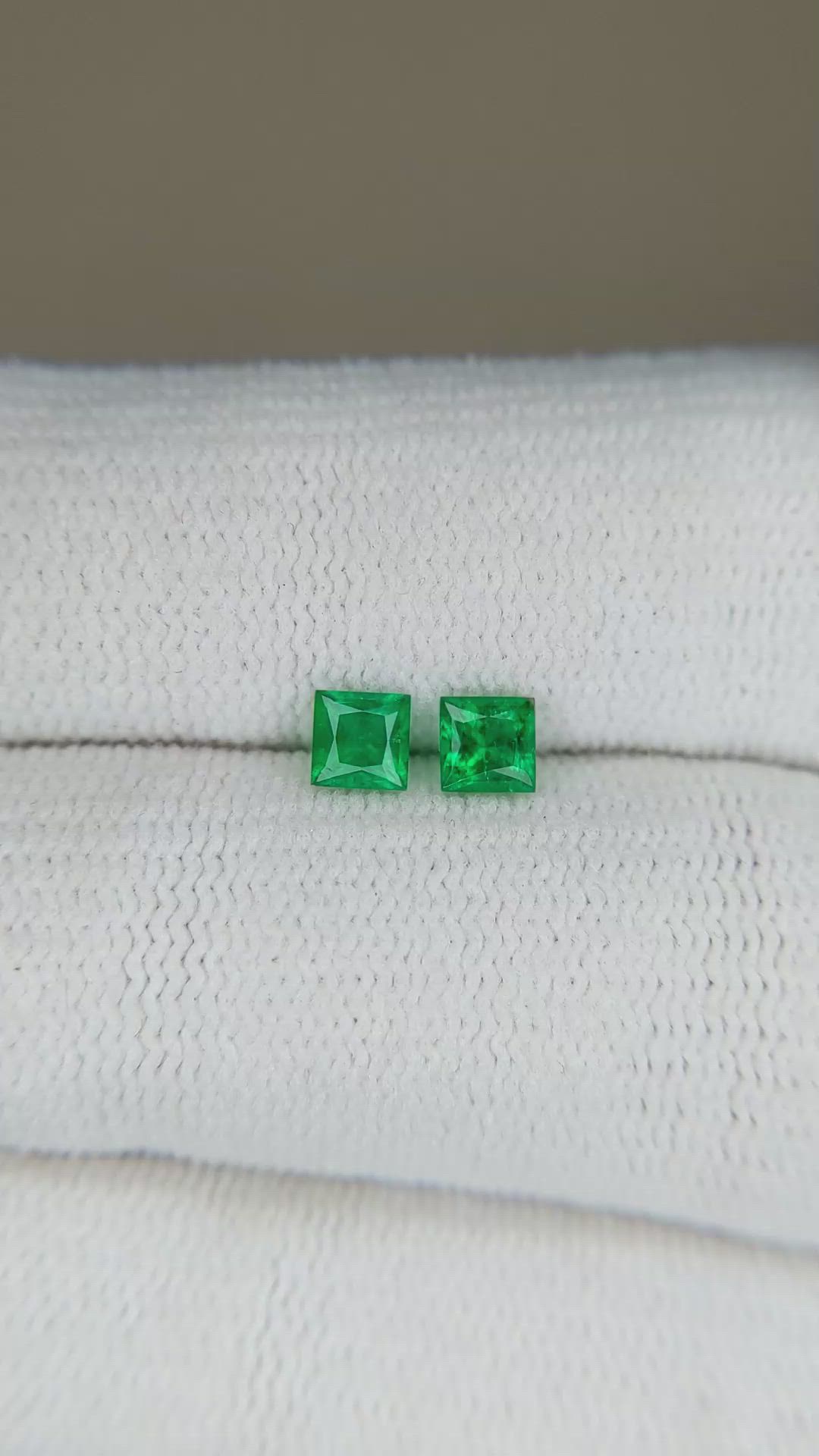 0.40 Ct.Tw.Total Carat Weight Emerald Pair from Afghanistan Size Video
