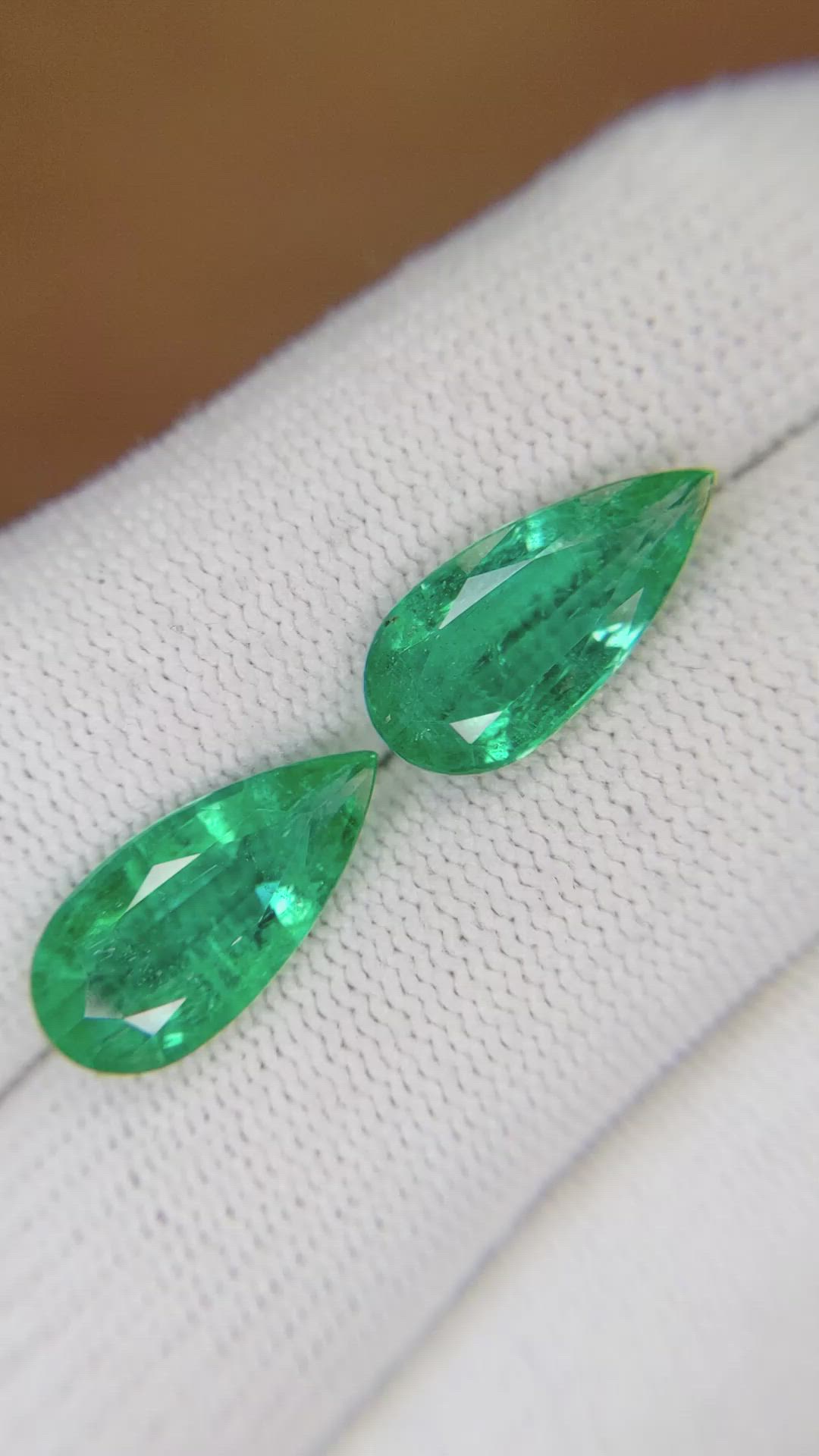 6.75 Ct.Tw.Total Carat Weight Emerald Pair from Colombia Size Video