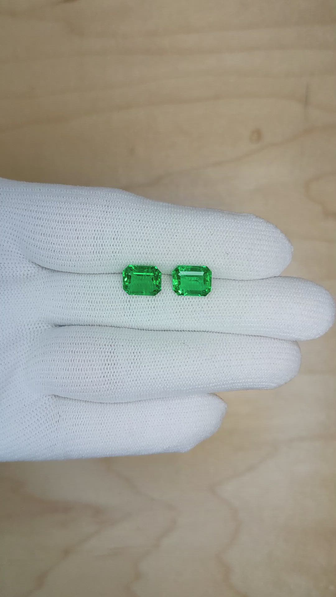 4.18&nbsp;Ct.Tw.Total Carat Weight Emerald Pair from Zambia Size Video