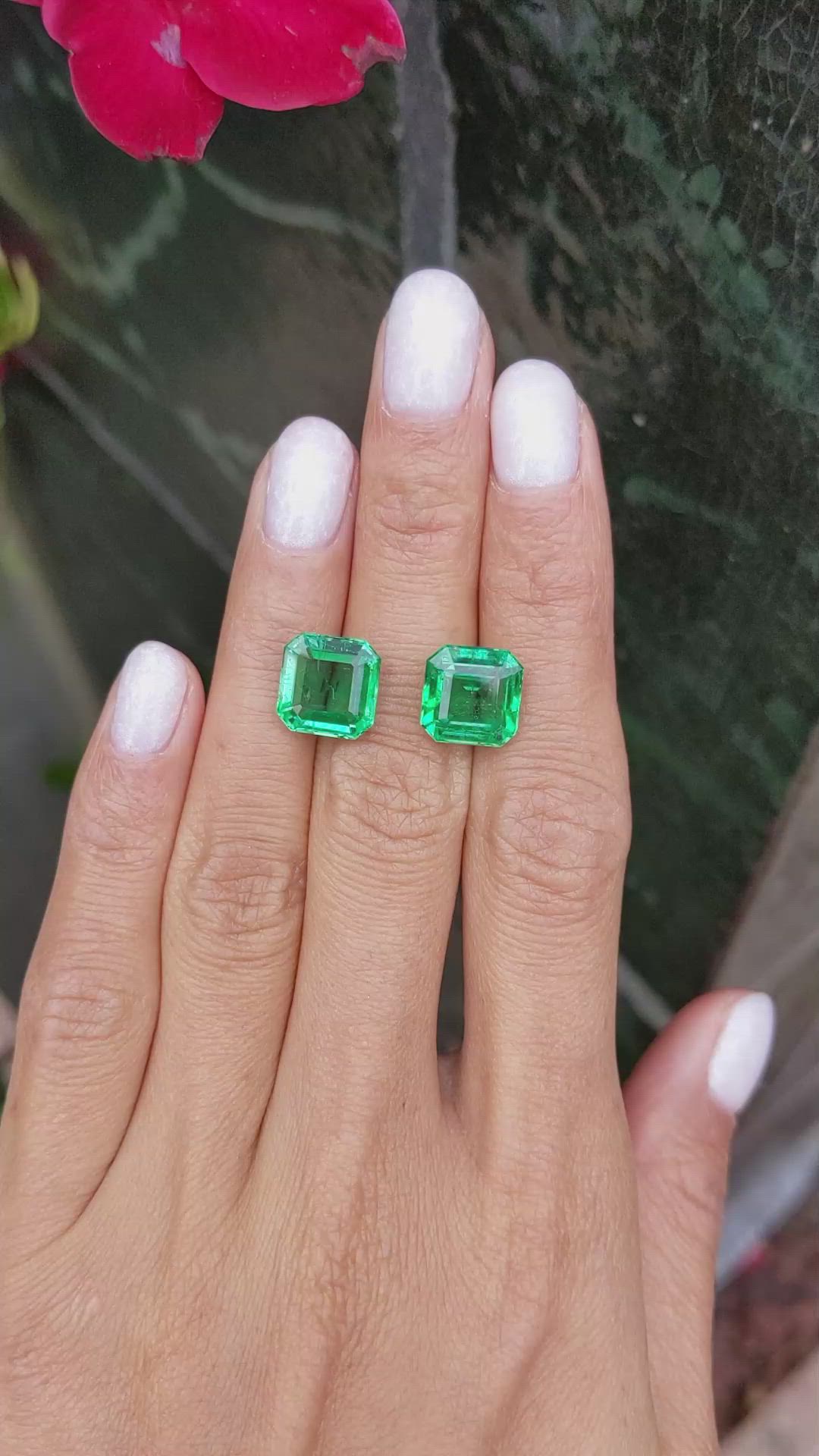 9.47 Ct.Tw.Total Carat Weight Emerald Pair from Zambia Size Video