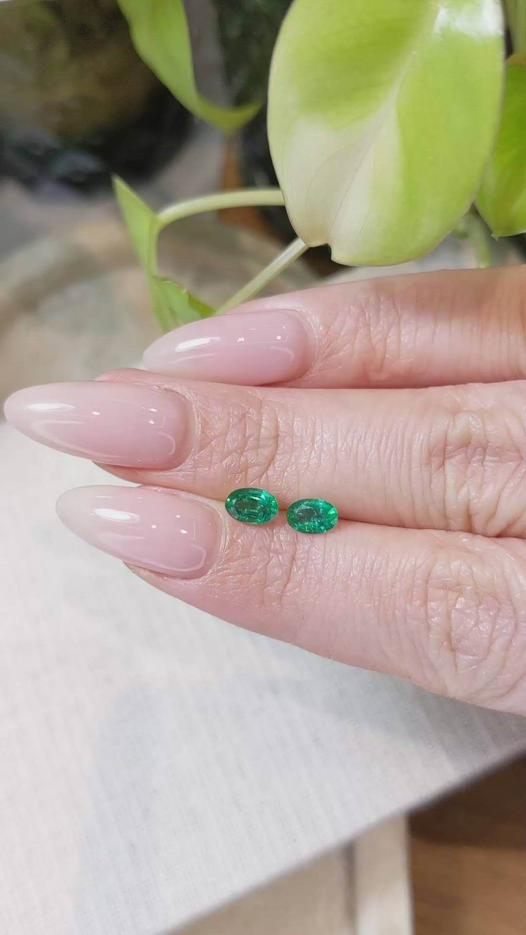0.87&nbsp;Ct.Tw.Total Carat Weight Emerald Pair from Zambia Size Video