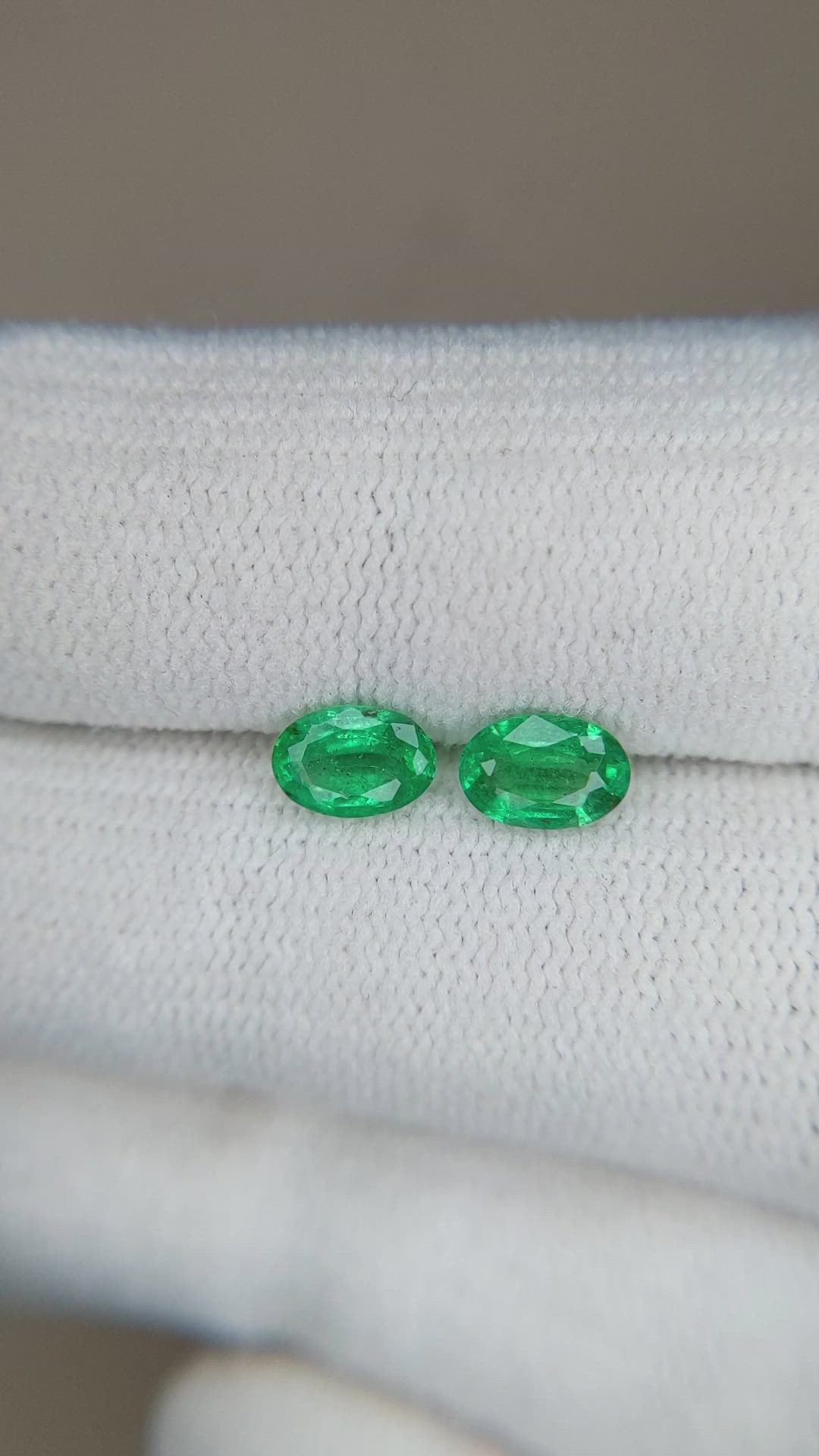 0.82 Ct.Tw.Total Carat Weight Emerald Pair from Zambia Size Video