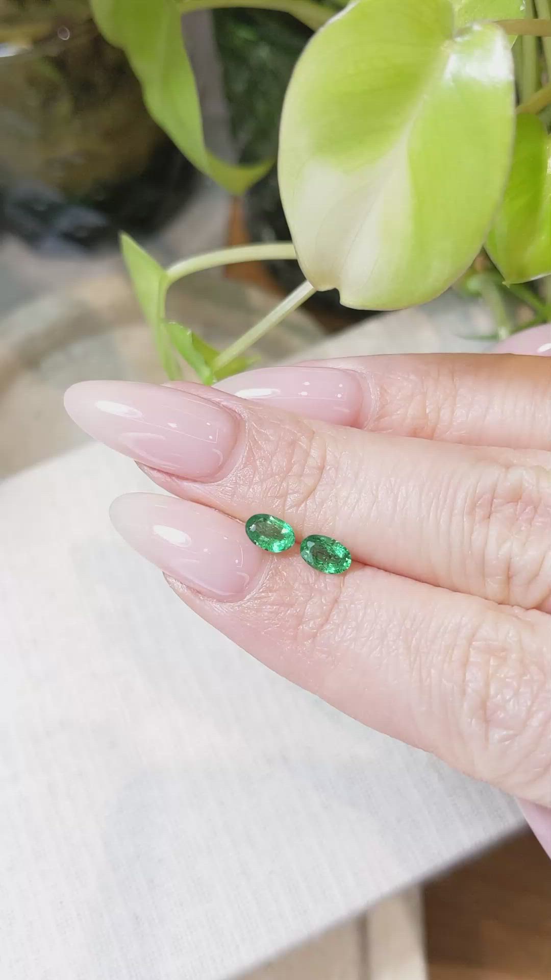 0.73&nbsp;Ct.Tw.Total Carat Weight Emerald Pair from Zambia Size Video