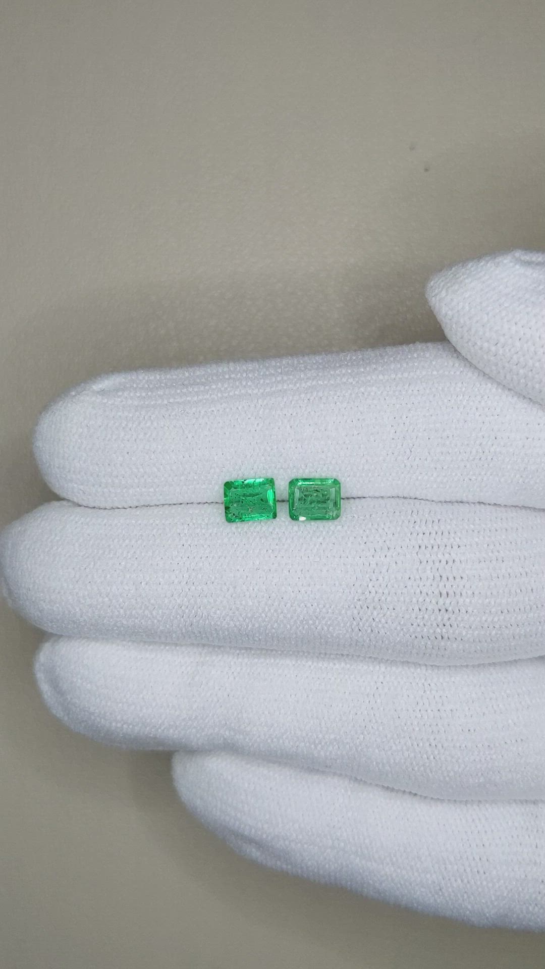 0.73&nbsp;Ct.Tw.Total Carat Weight Emerald Pair from Colombia Size Video
