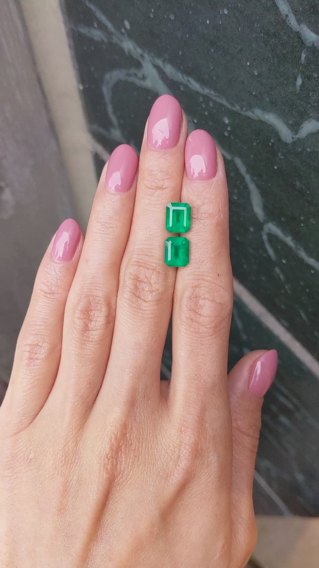 4.12&nbsp;Ct.Tw.Total Carat Weight Emerald Pair from Colombia Size Video