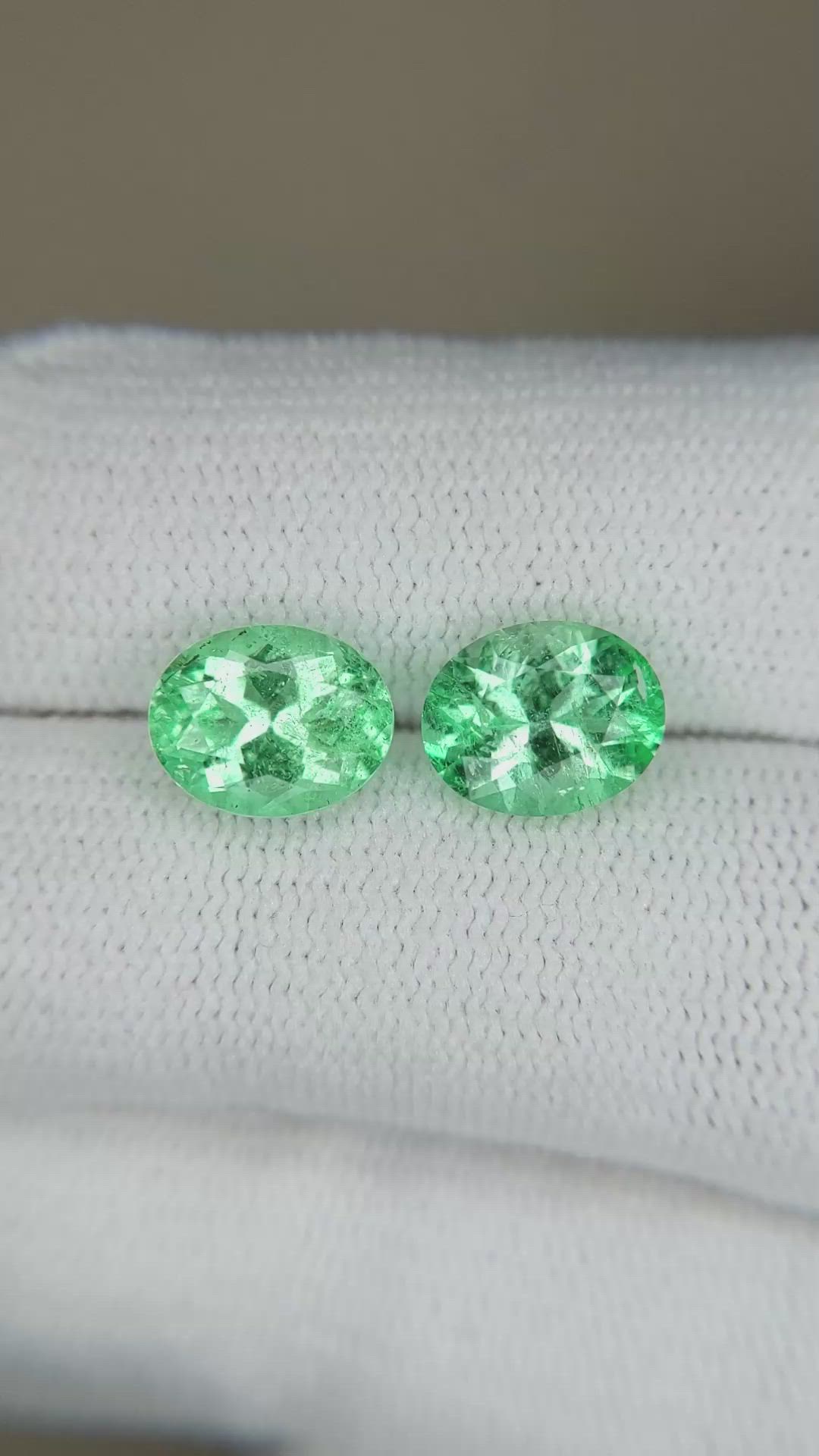 3.11 Ct.Tw.Total Carat Weight Emerald Pair from Colombia Size Video