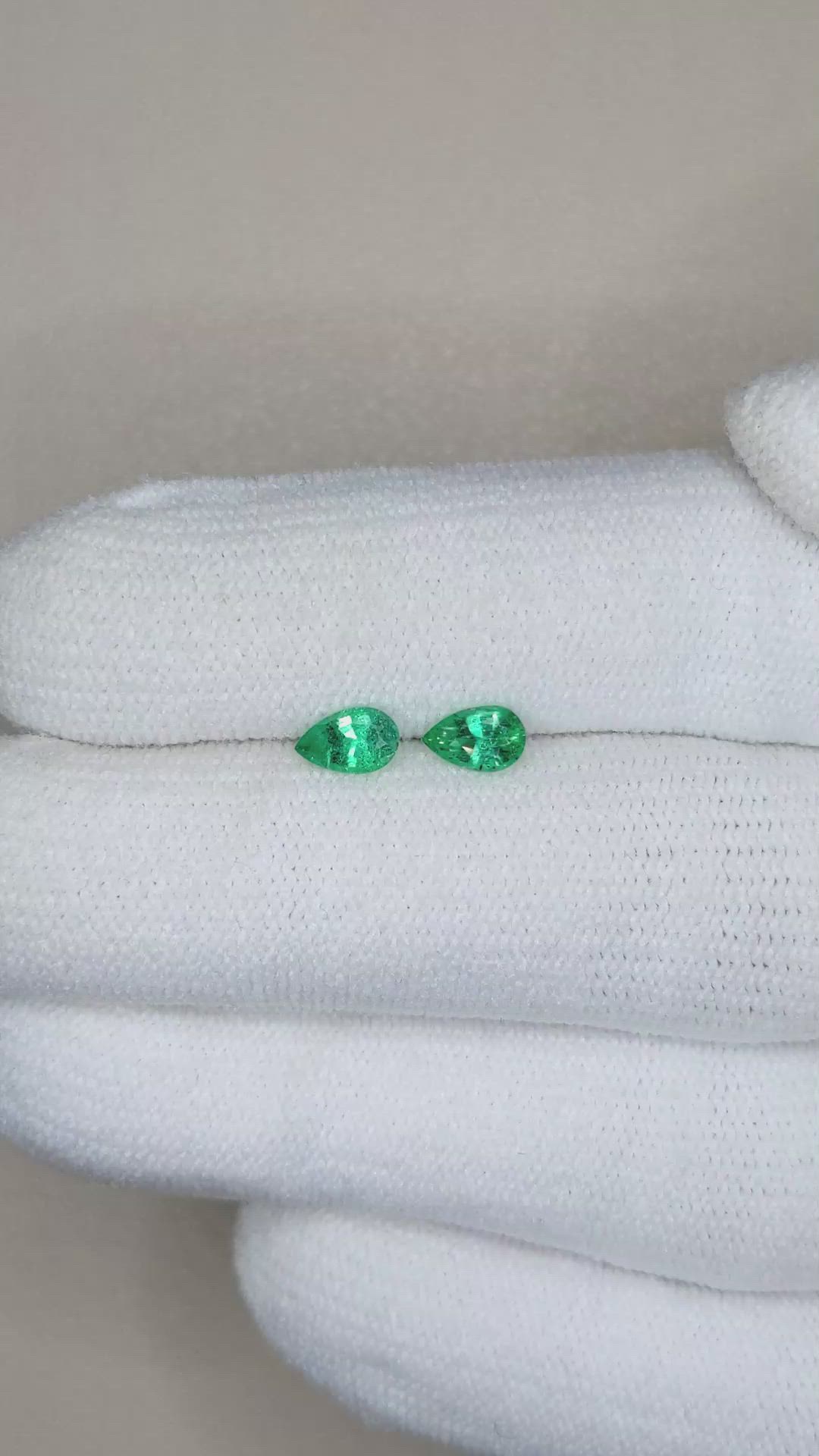 0.49&nbsp;Ct.Tw.Total Carat Weight Emerald Pair from Zambia Size Video