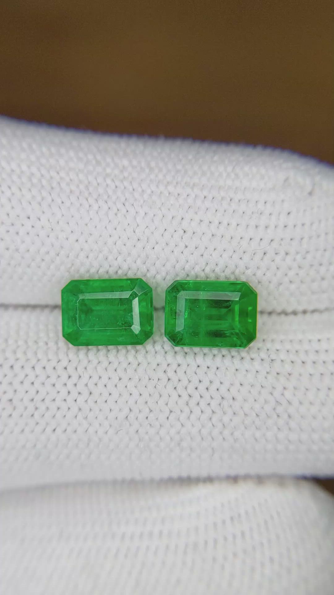 3.27 Ct.Tw.Total Carat Weight Emerald Pair from Zambia Size Video