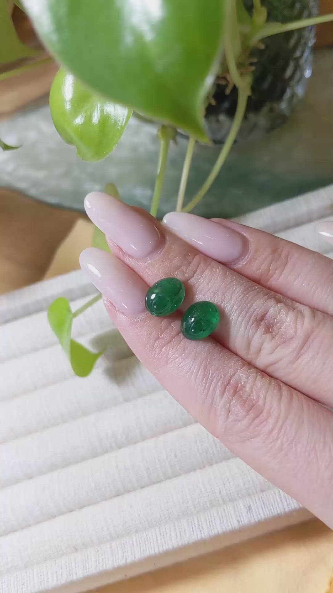 5.89&nbsp;Ct.Tw.Total Carat Weight Cabochon Emerald Pair from Zambia Size Video