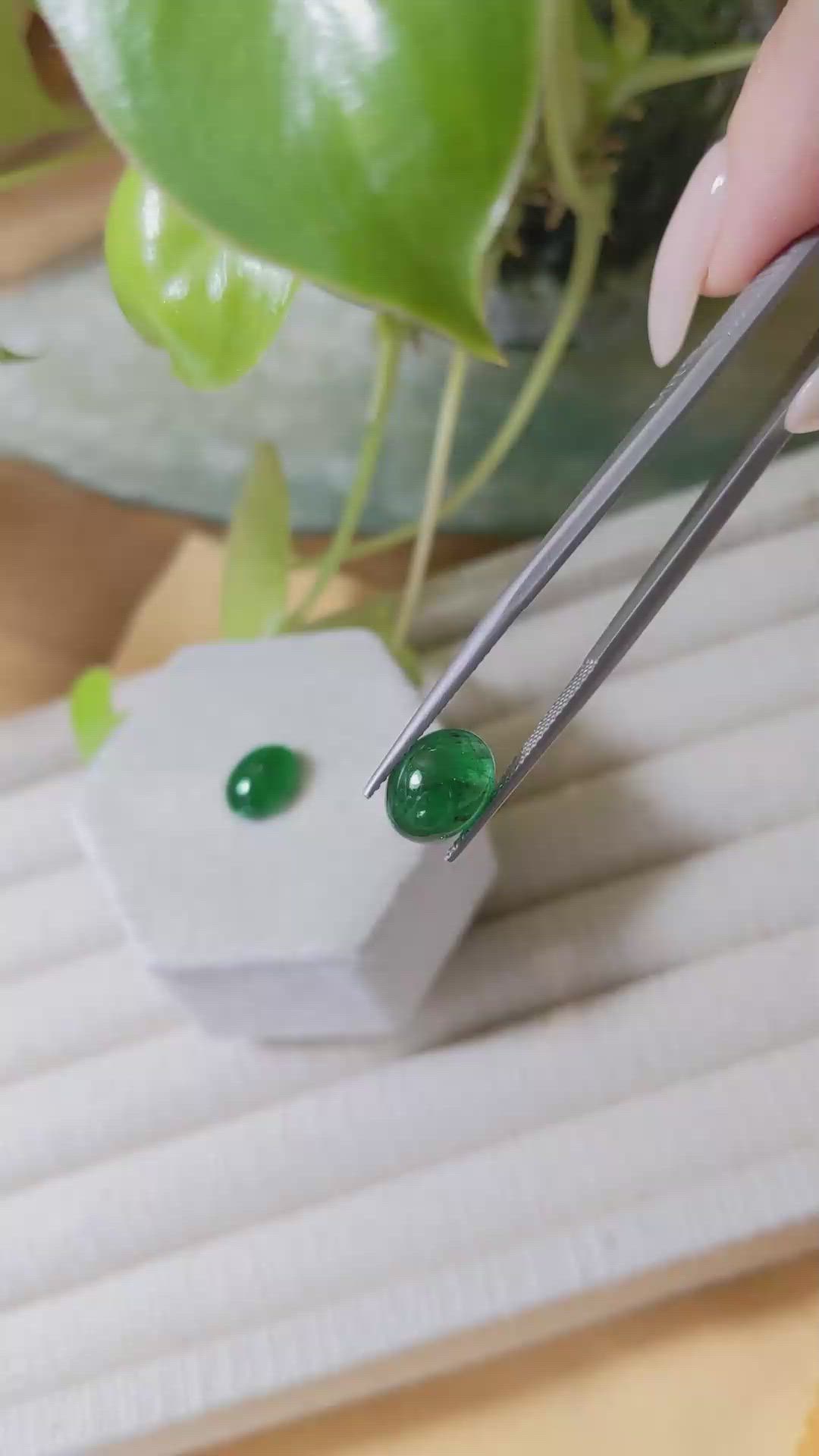 5.89&nbsp;Ct.Tw.Total Carat Weight Cabochon Emerald Pair from Zambia Size Video