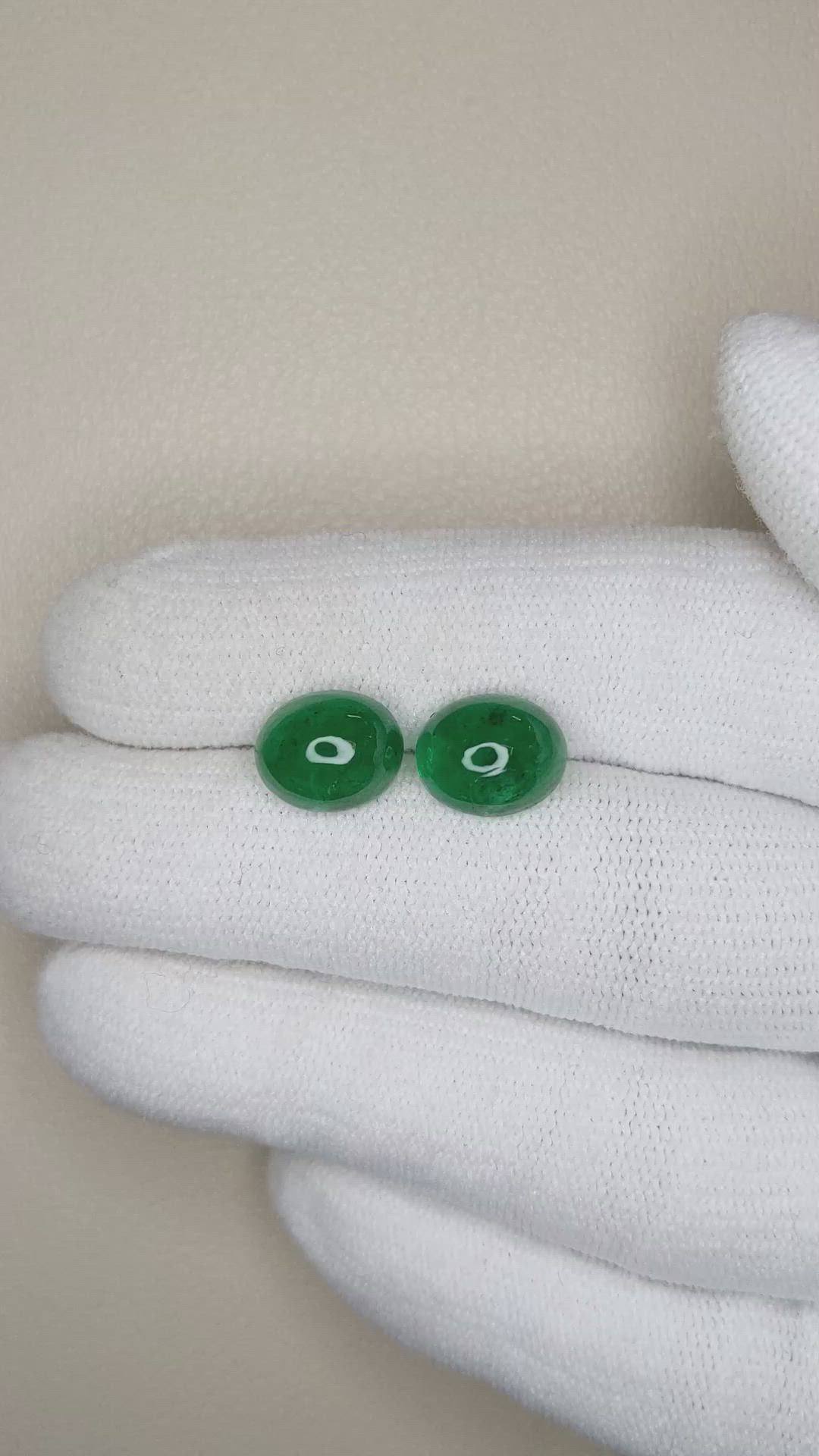 5.10&nbsp;Ct.Tw.Total Carat Weight Cabochon Emerald Pair from Zambia Size Video