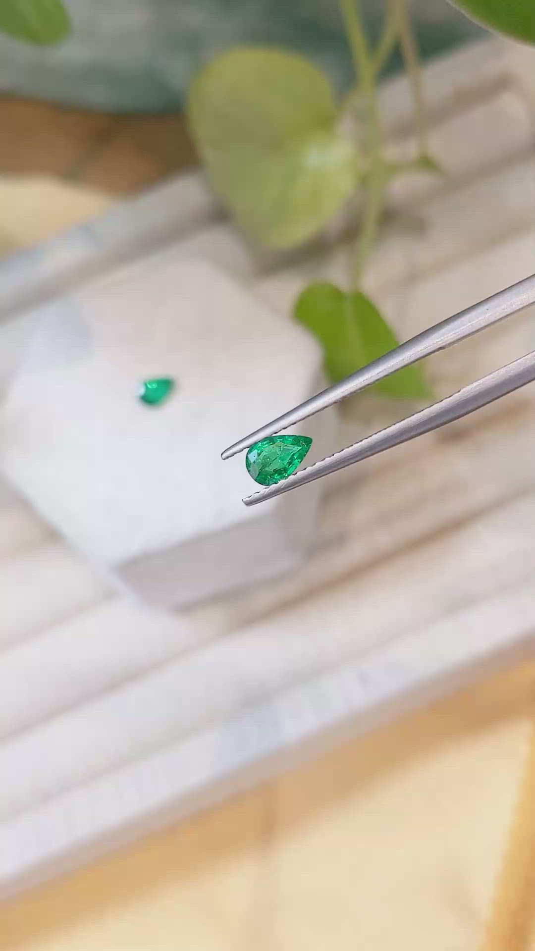 0.65&nbsp;Ct.Tw.Total Carat Weight Emerald Pair from Zambia Size Video