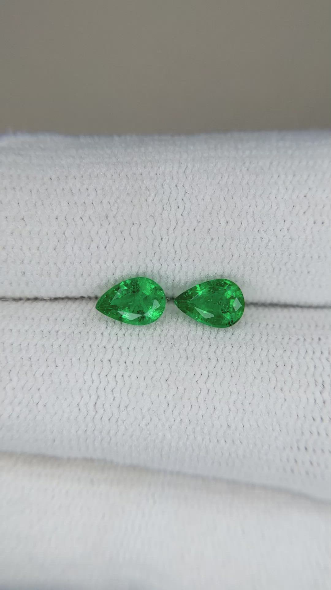 0.77&nbsp;Ct.Tw.Total Carat Weight Emerald Pair from Zambia Size Video
