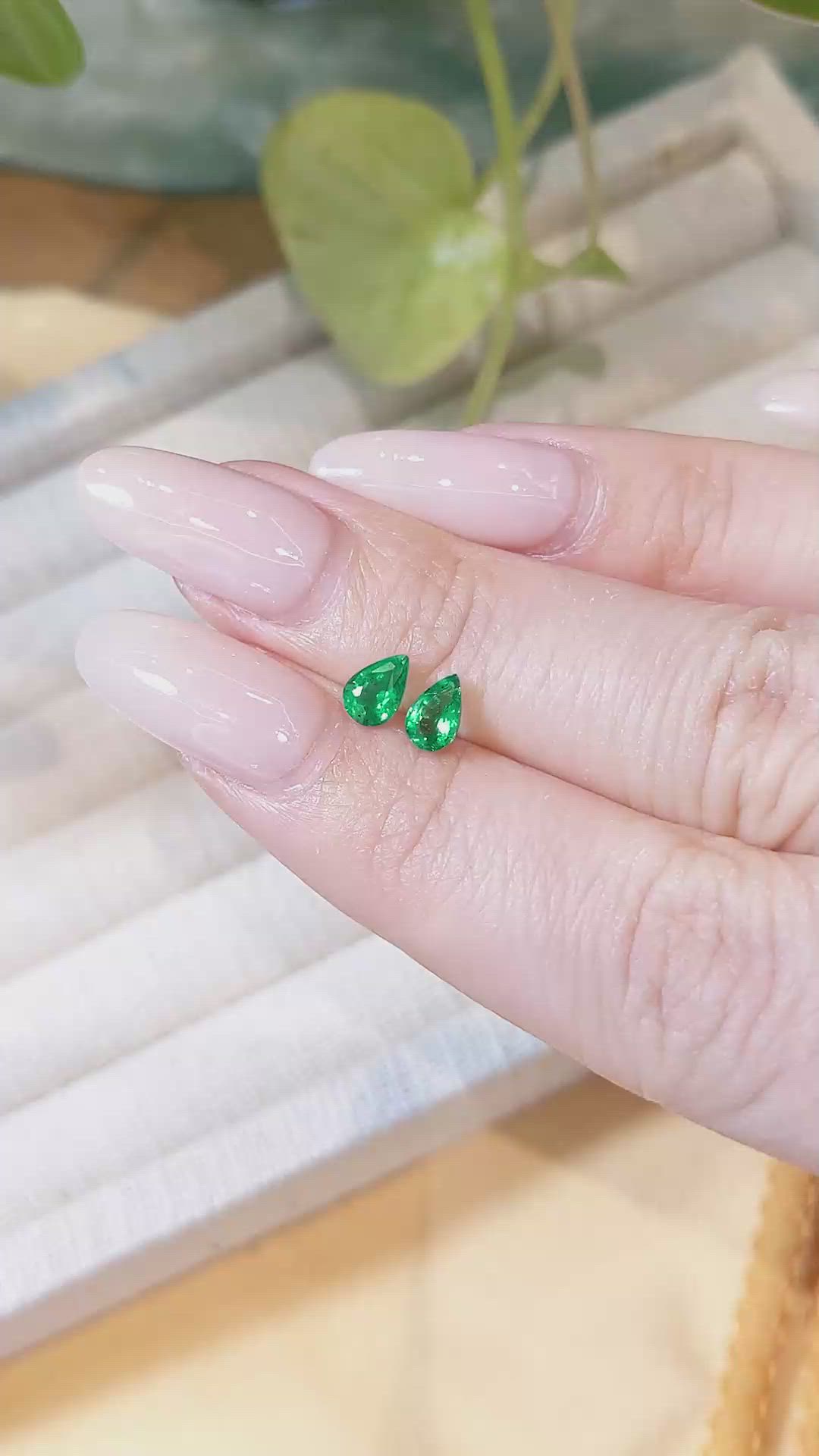 0.72&nbsp;Ct.Tw.Total Carat Weight Emerald Pair from Zambia Size Video