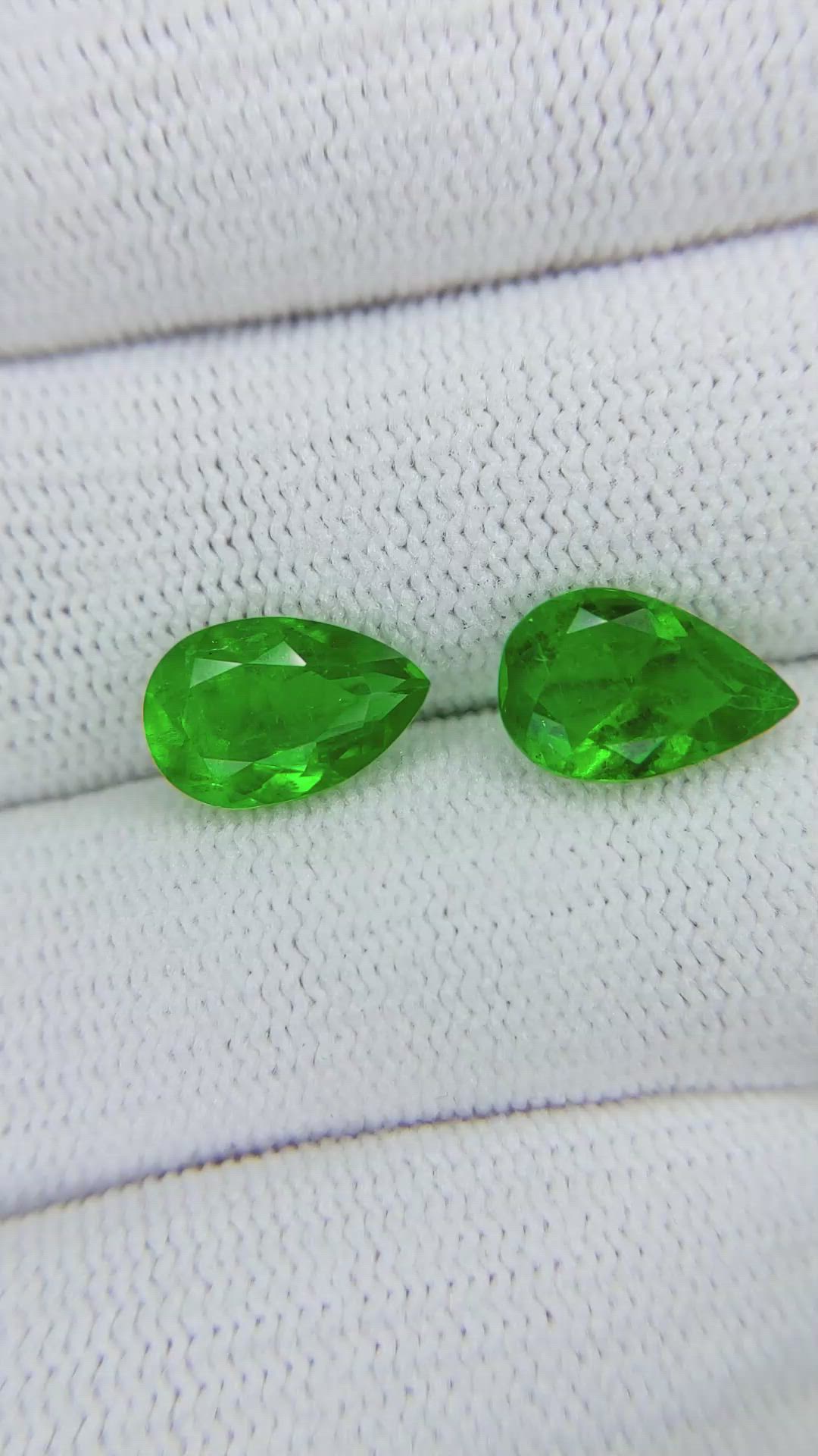 3.38&nbsp;Ct.Tw.Total Carat Weight Emerald Pair from Afghanistan Size Video