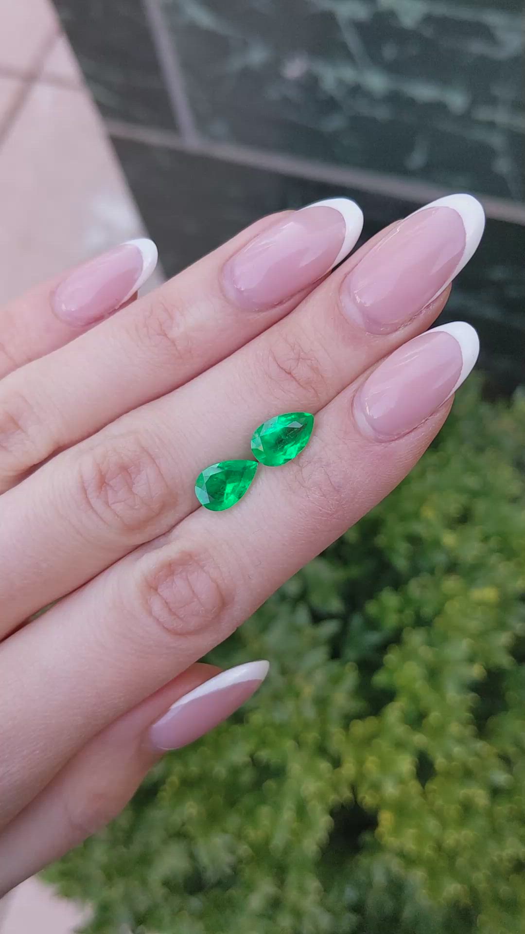 3.38&nbsp;Ct.Tw.Total Carat Weight Emerald Pair from Afghanistan Size Video