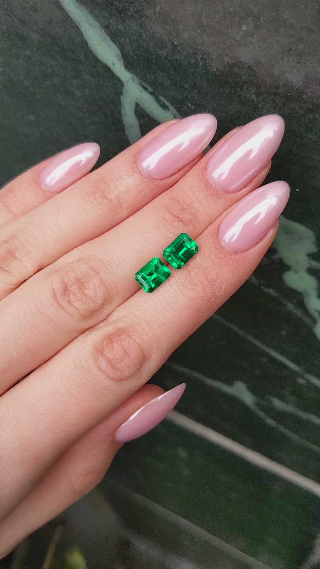 2.98&nbsp;Ct.Tw.Total Carat Weight Emerald Pair from Brazil Size Video