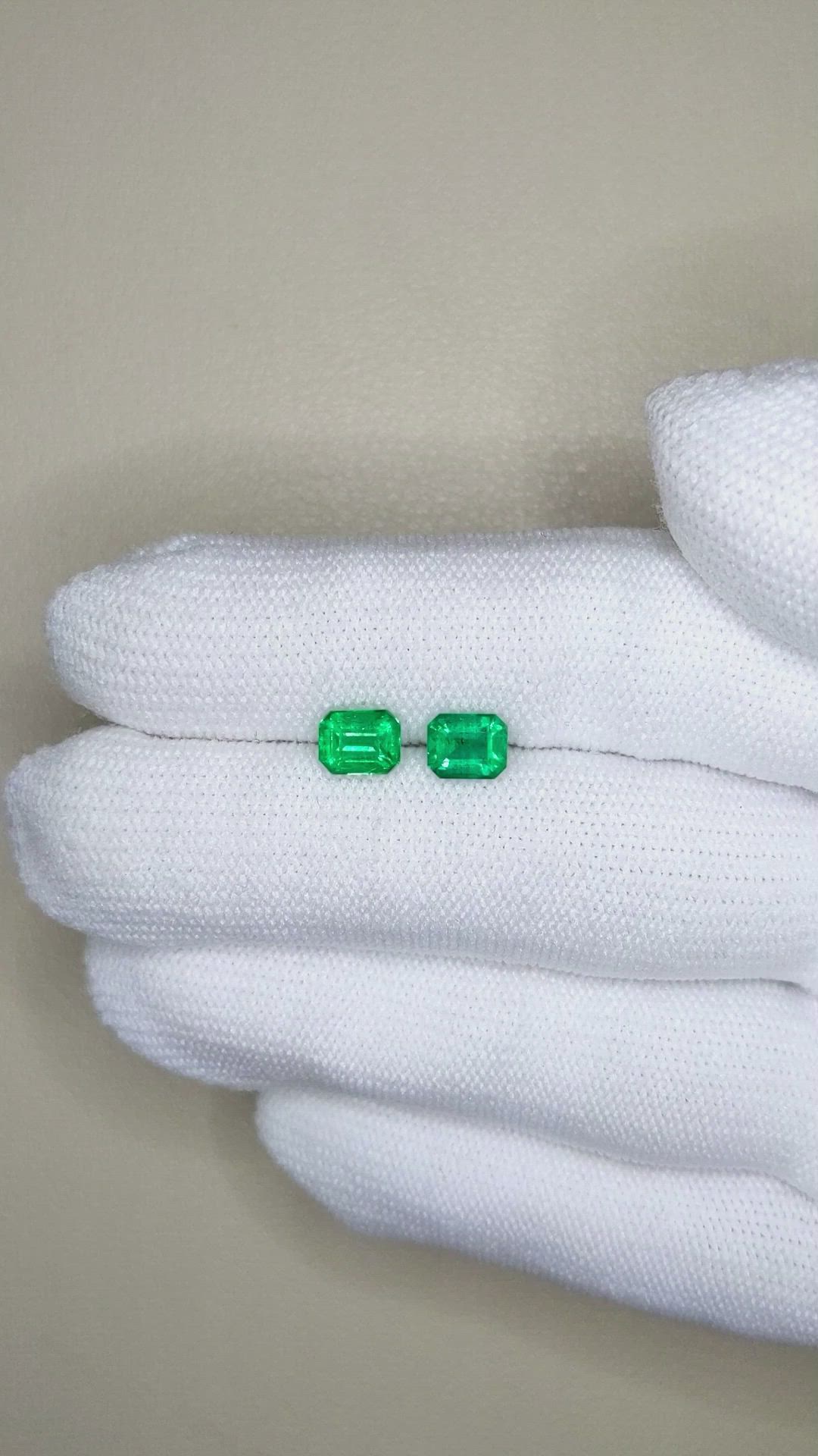 1.69&nbsp;Ct.Tw.Total Carat Weight Emerald Pair from Colombia Size Video