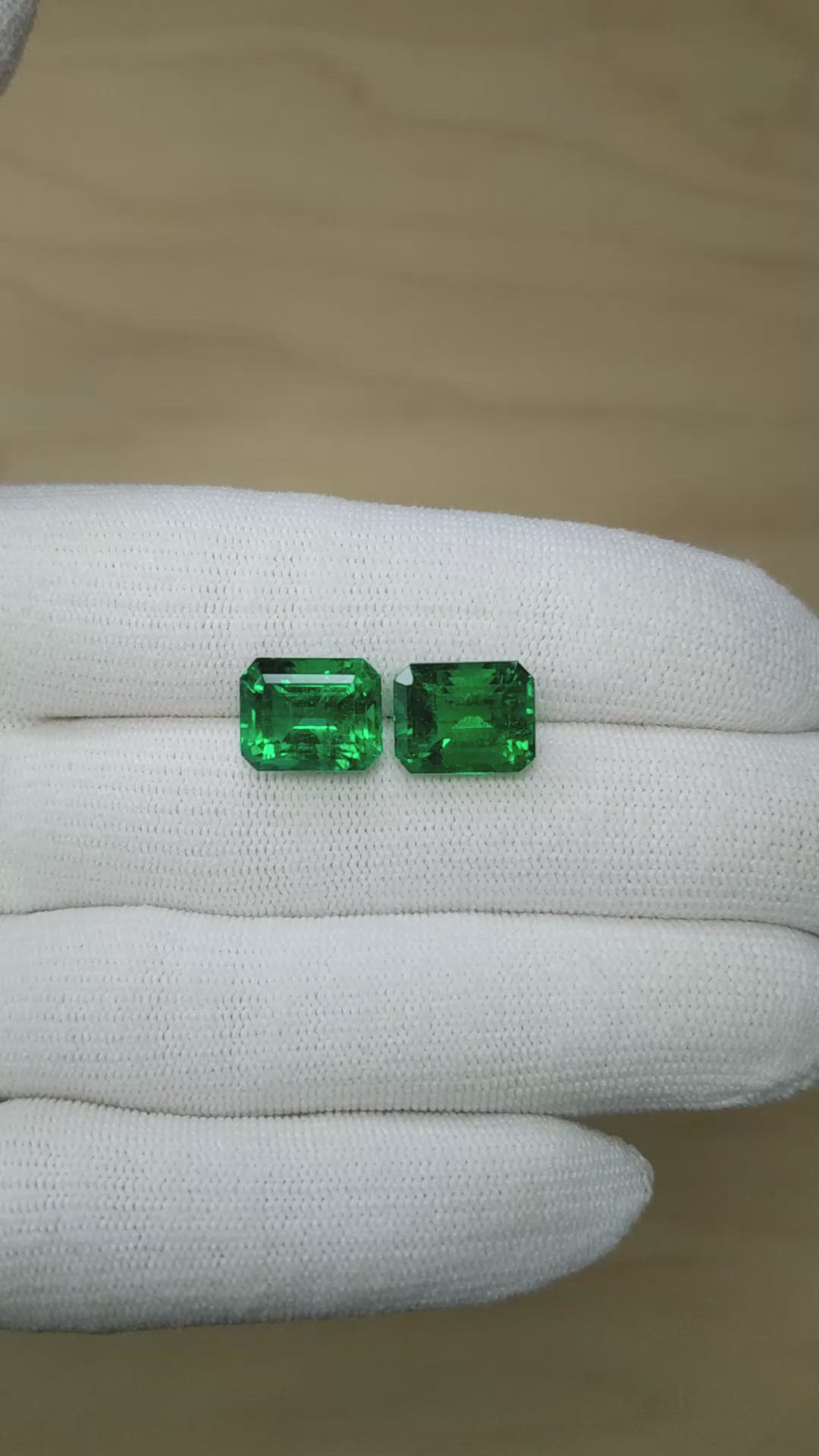 10.68&nbsp;Ct.Tw.Total Carat Weight Emerald Pair from Zambia Size Video