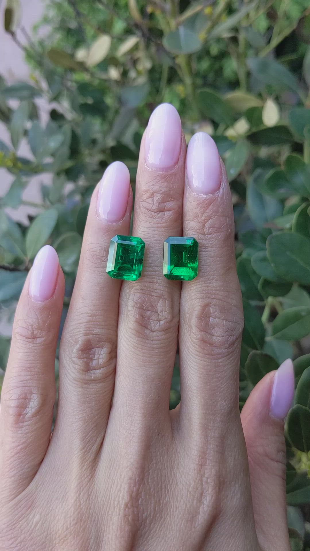 10.68&nbsp;Ct.Tw.Total Carat Weight Emerald Pair from Zambia Size Video