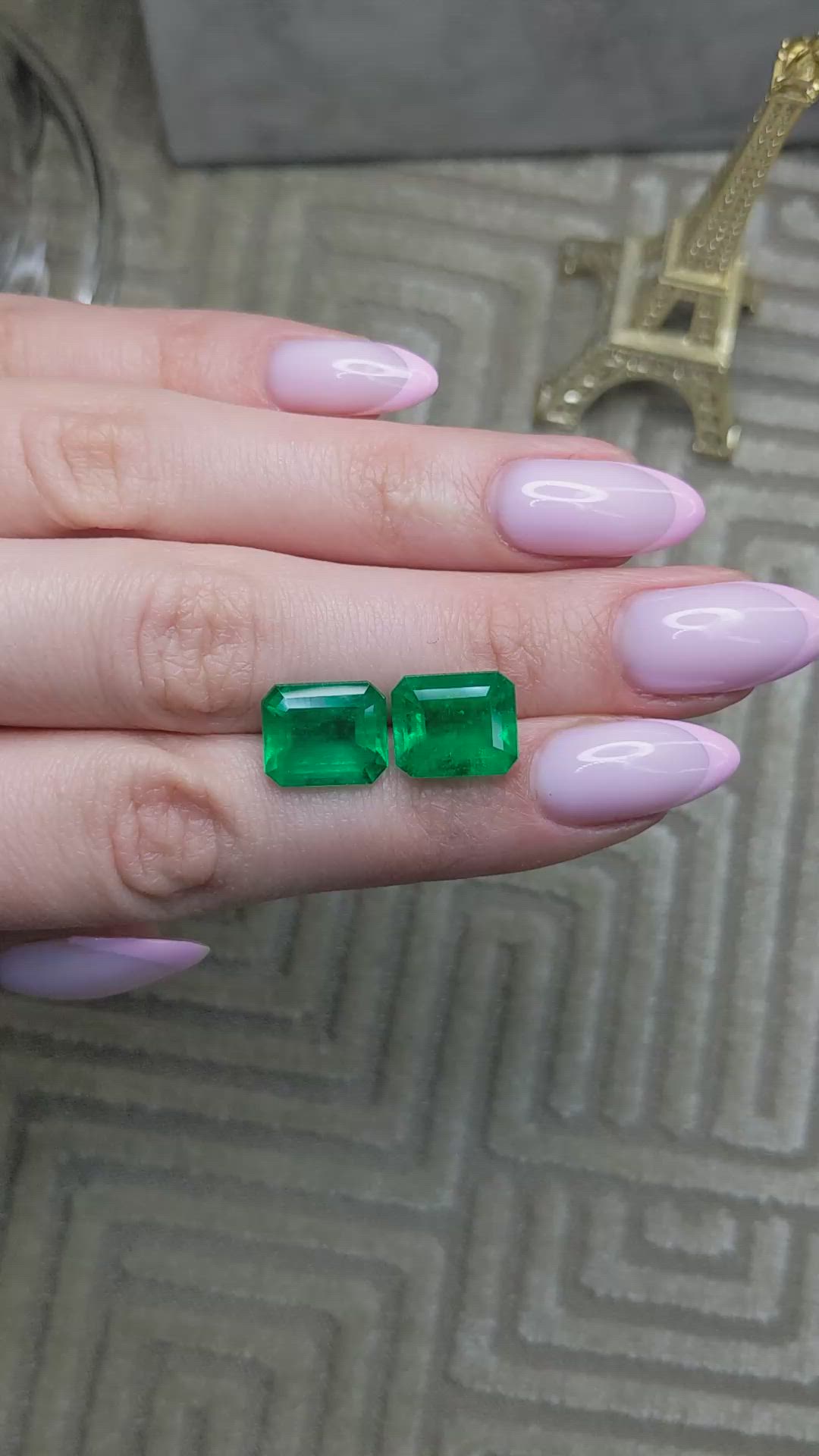 11.23&nbsp;Ct.Tw.Total Carat Weight Emerald Pair from Colombia Size Video