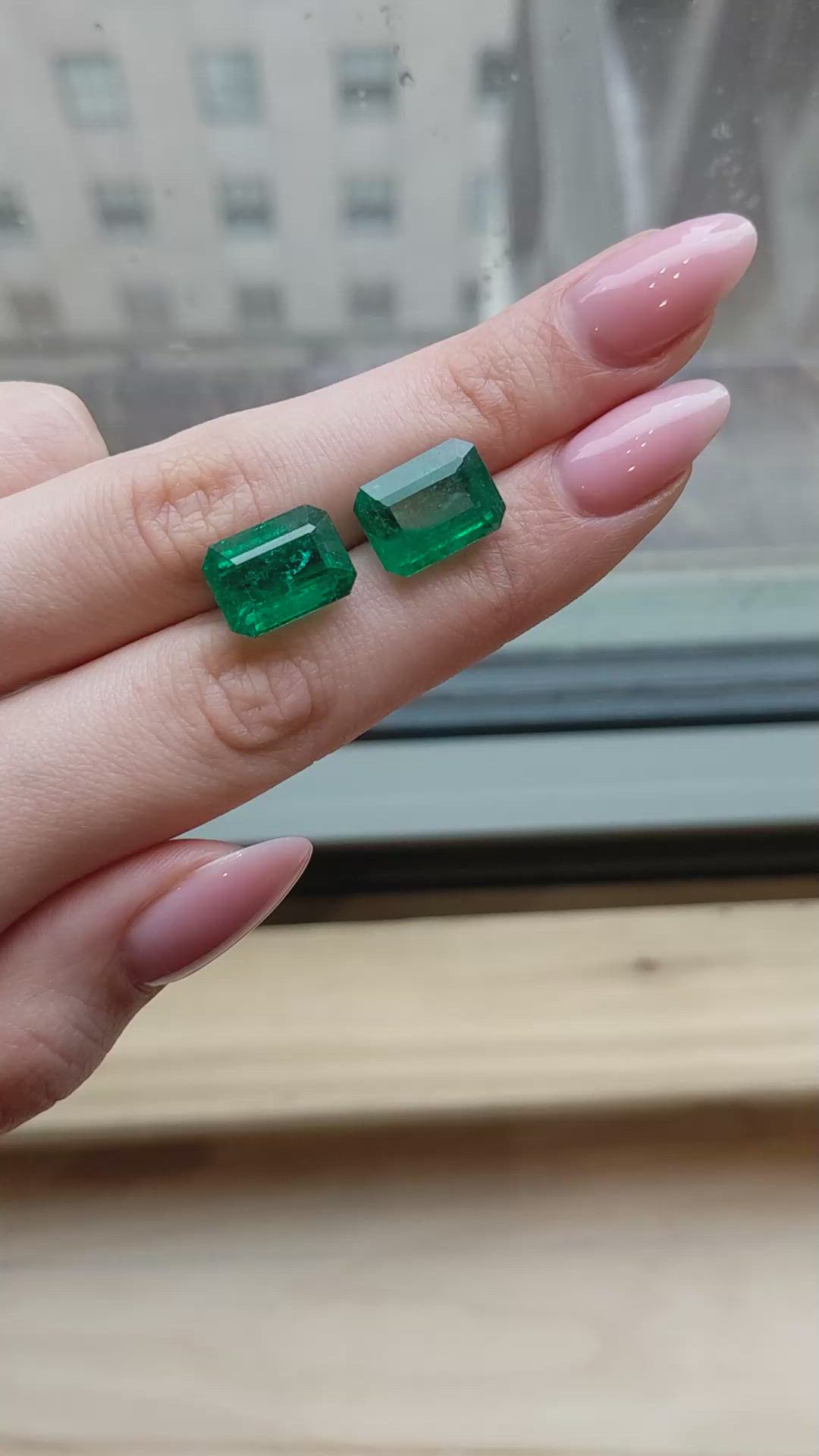 15.62&nbsp;Ct.Tw.Total Carat Weight Emerald Pair from Zambia Size Video
