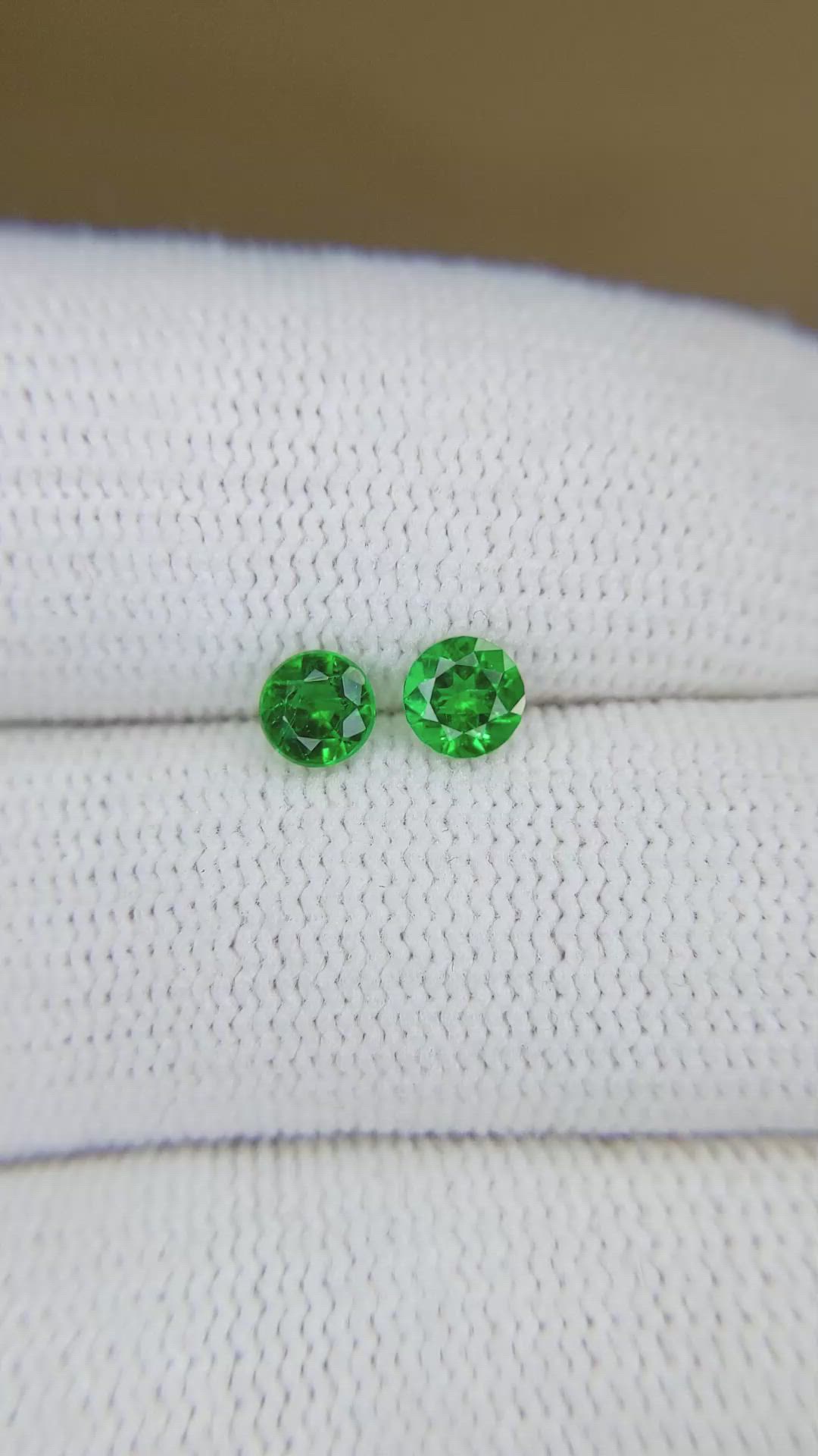 0.59 Ct.Tw.Total Carat Weight Emerald Pair from Afghanistan Size Video