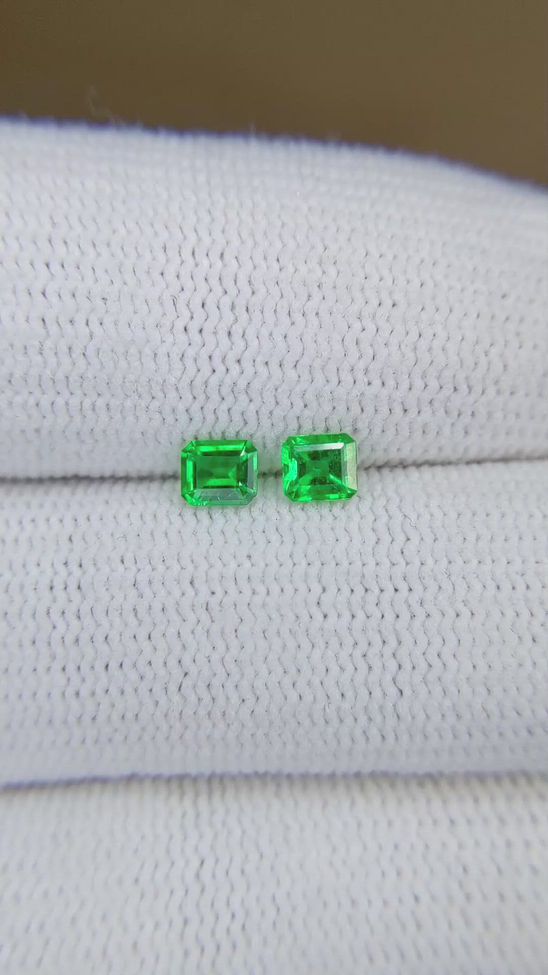 0.40 Ct.Tw.Total Carat Weight Emerald Pair from Afghanistan Size Video