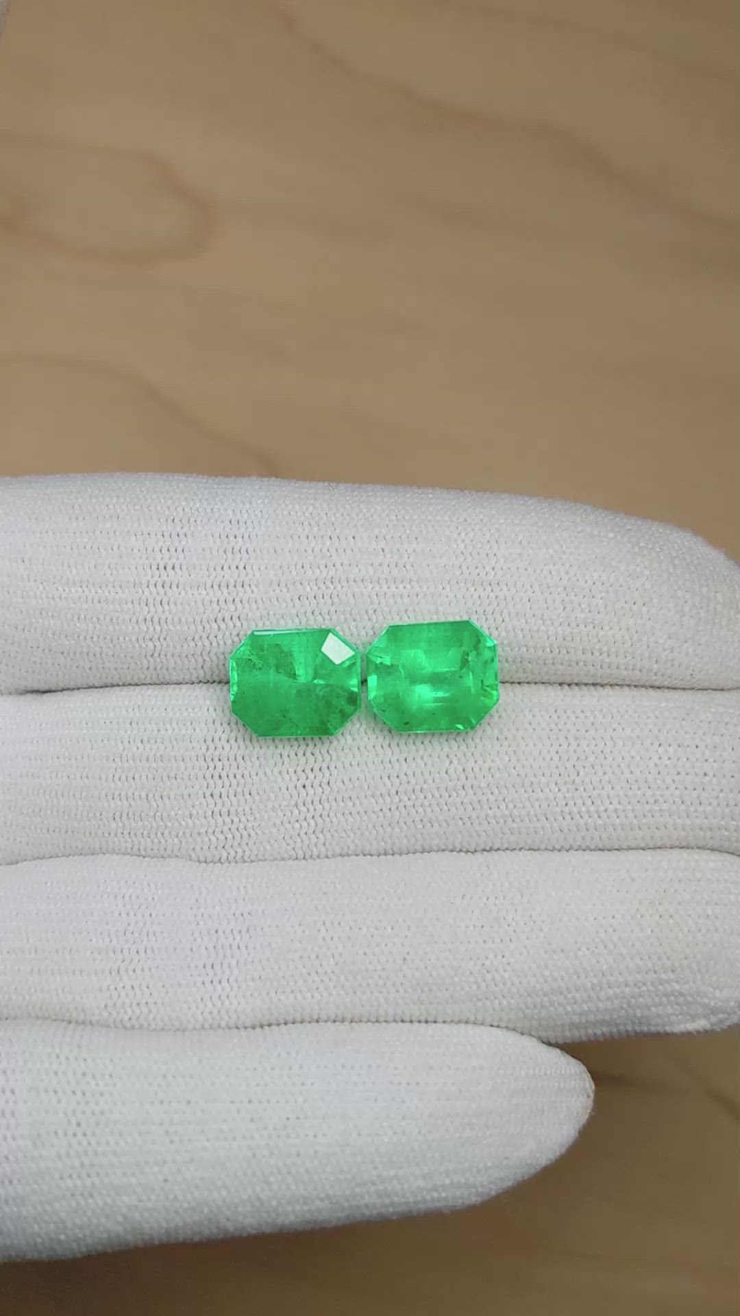 9.86 Ct.Tw.Total Carat Weight Emerald Pair from Colombia Size Video