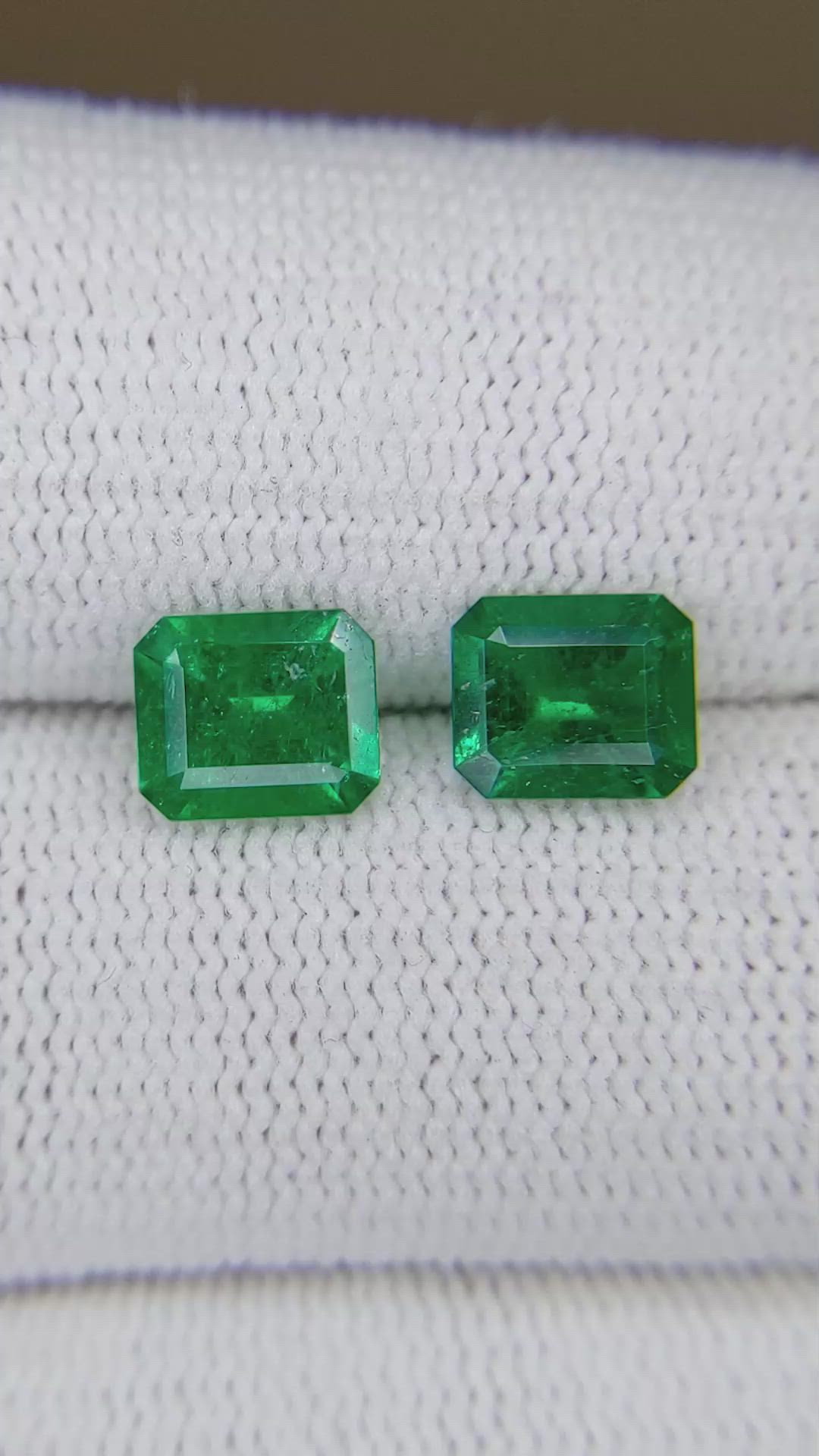 2.04 Ct.Tw.Total Carat Weight Emerald Pair from Colombia Size Video