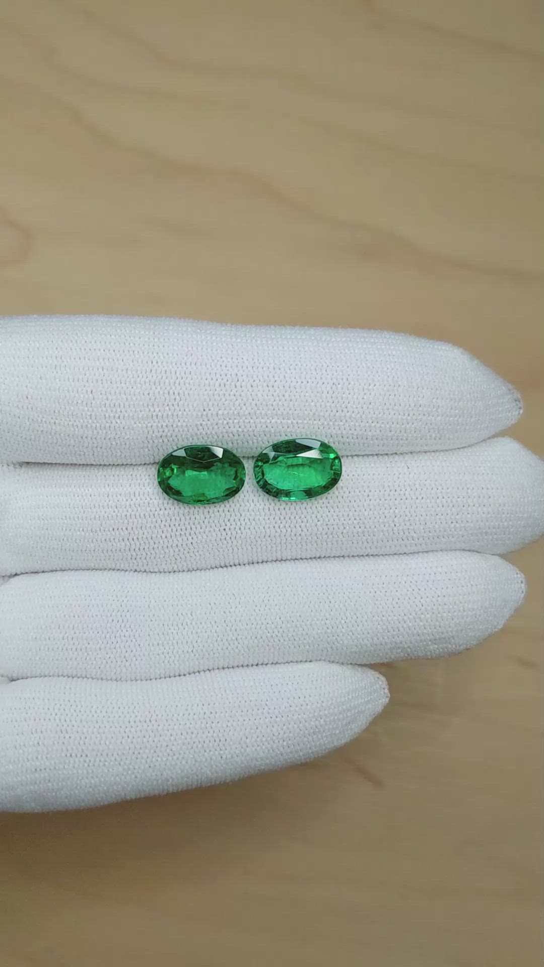 7.01&nbsp;Ct.Tw.Total Carat Weight Emerald Pair from Zambia Size Video