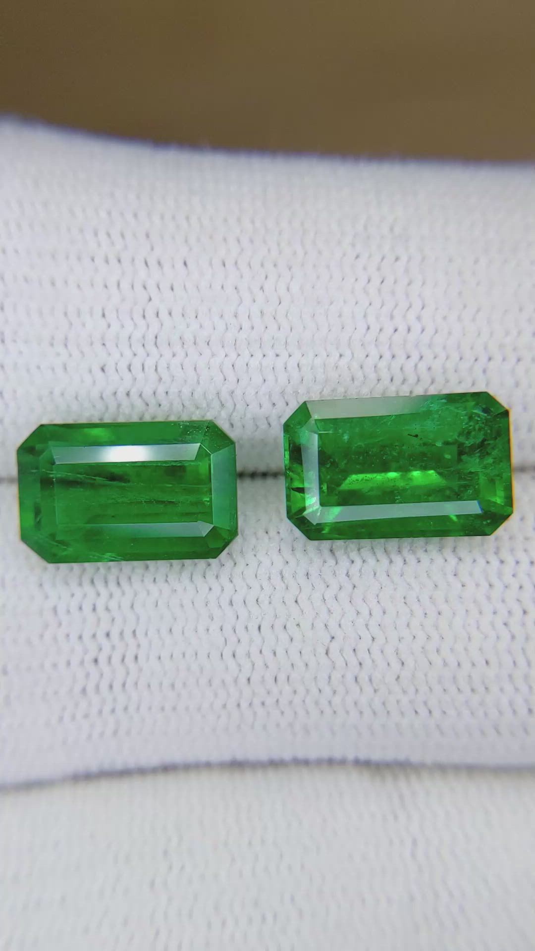 7.28&nbsp;Ct.Tw.Total Carat Weight Emerald Pair from Zambia Size Video