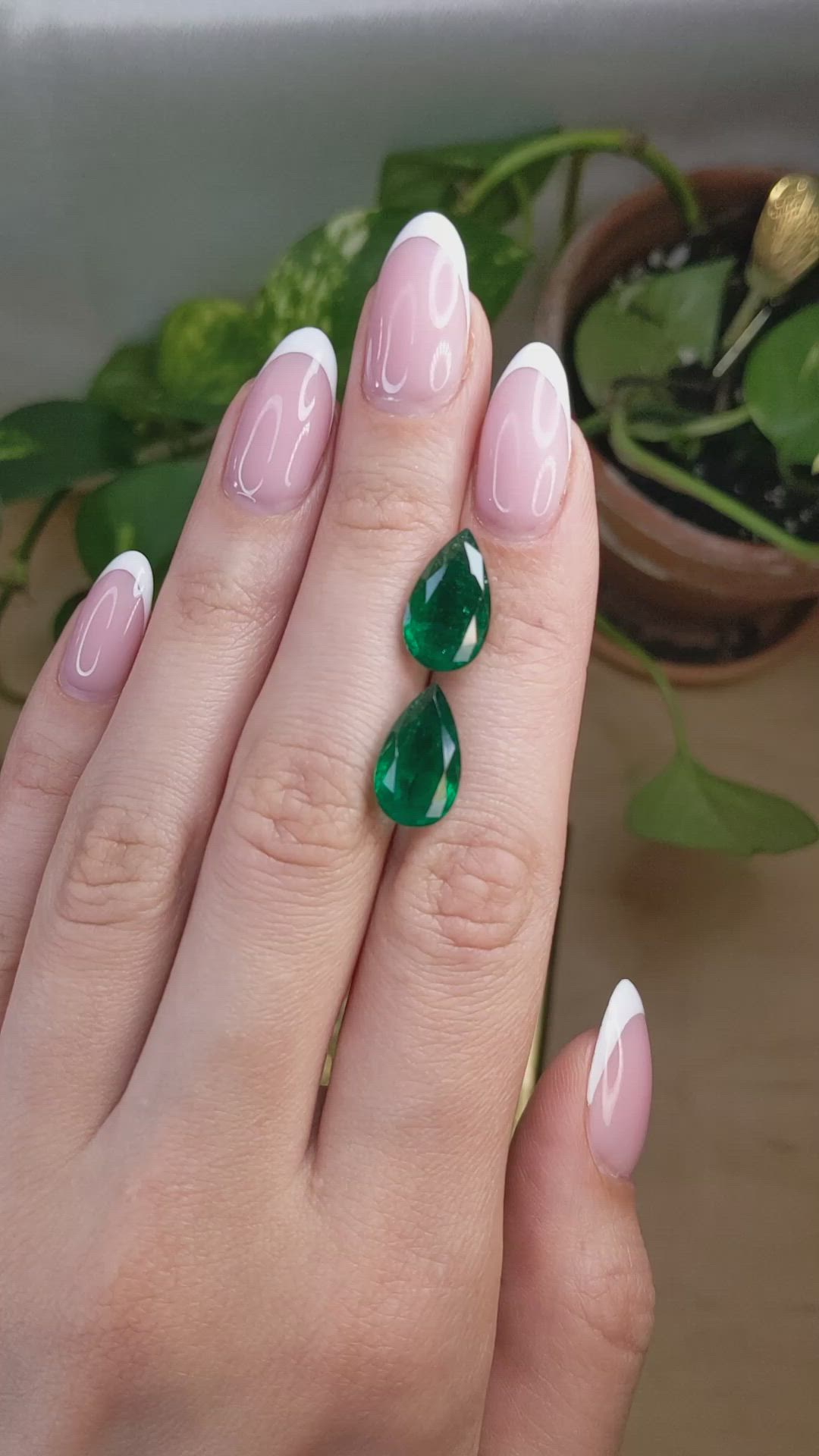 8.96&nbsp;Ct.Tw.Total Carat Weight Emerald Pair from Zambia Size Video