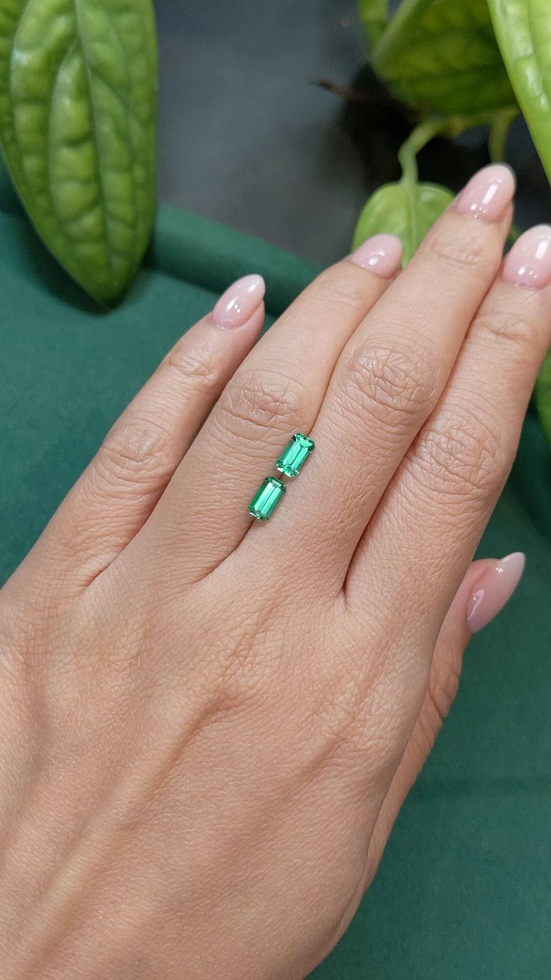 1.11 Ct.Tw.Total Carat Weight Emerald Pair from Russia Size Video