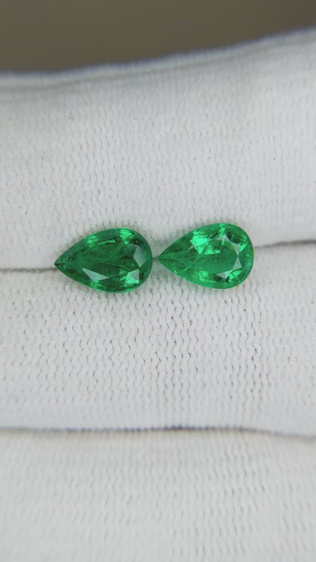 2.68 Ct.Tw.Total Carat Weight Emerald Pair from Zambia Size Video