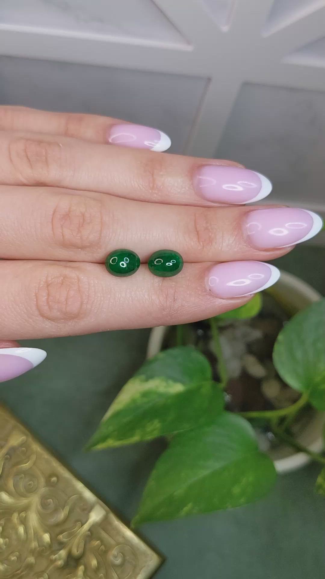 4.56&nbsp;Ct.Tw.Total Carat Weight Cabochon Emerald Pair from Colombia Size Video
